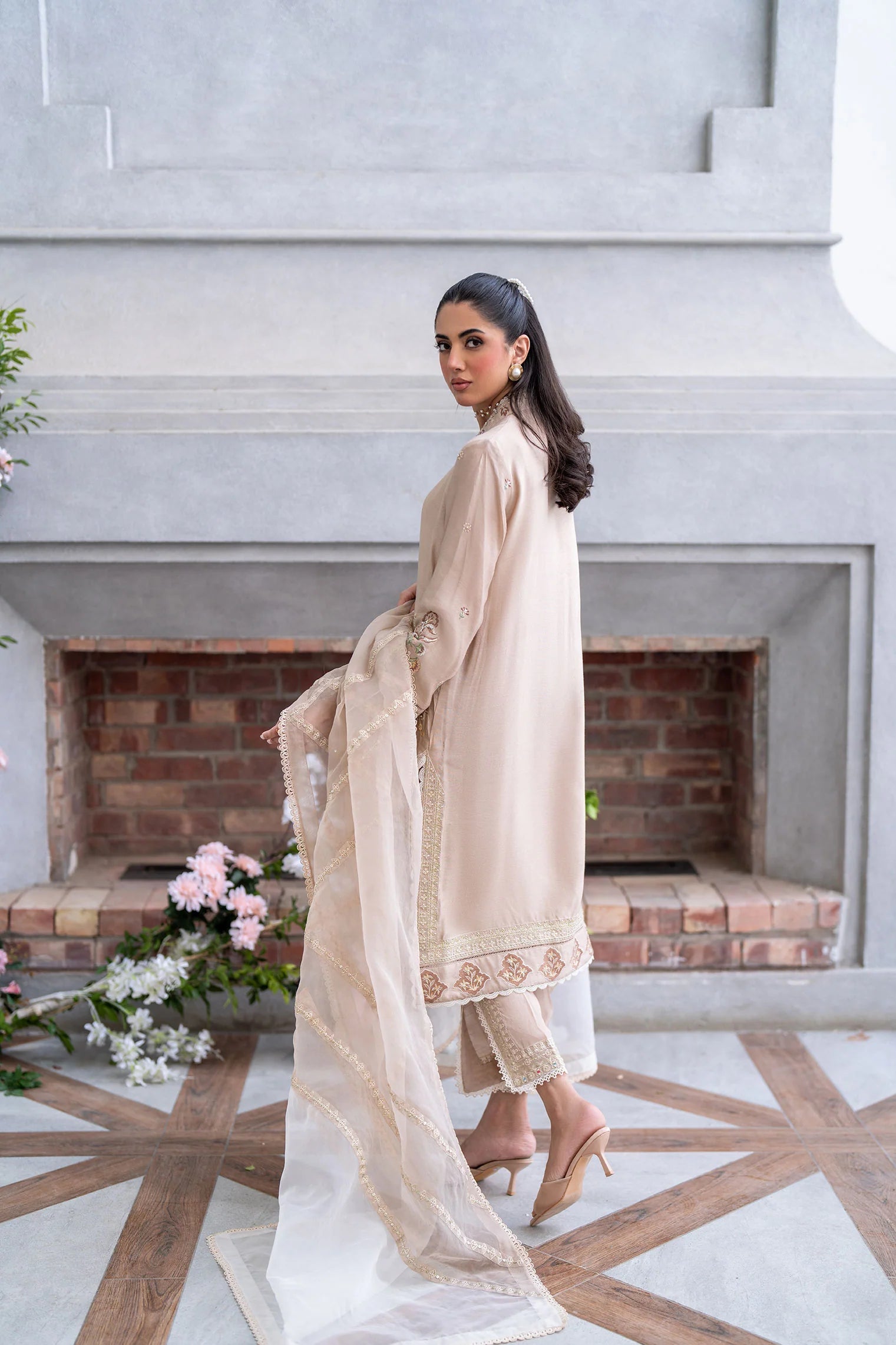 Dhanak 3Pc Embroidered Silk Suit SS25DL-0322 gulbuy.com
