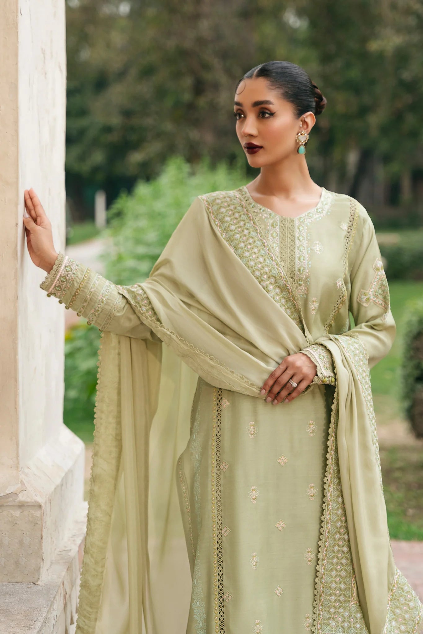 Mannat 3Pc Embroidered Raw Silk Suit Mia gulbuy.com