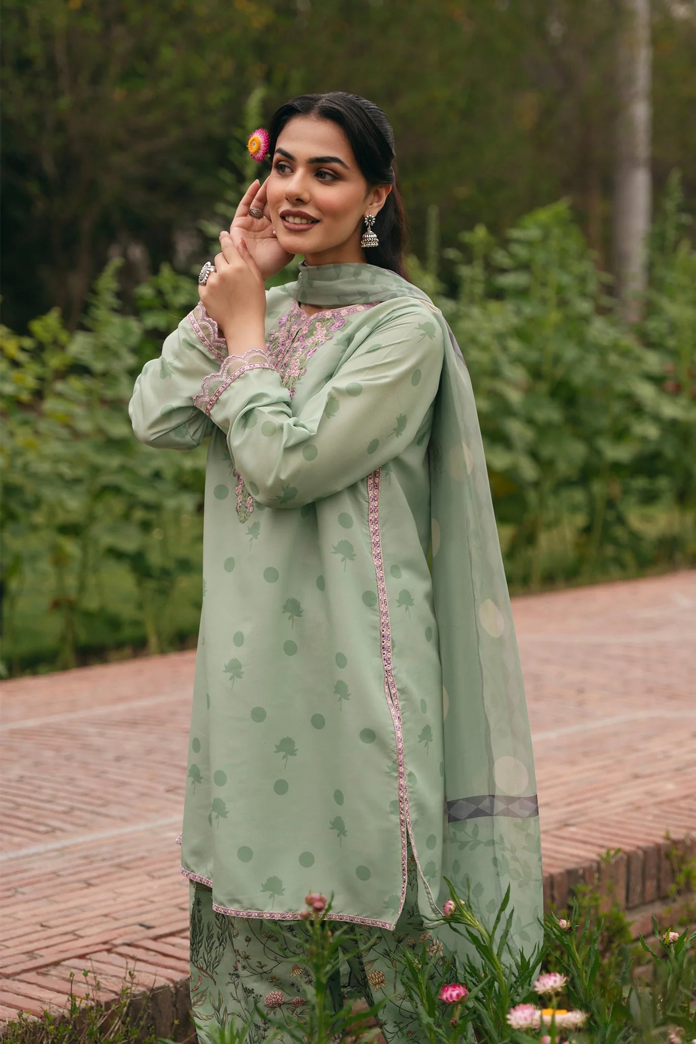 Mannat 3Pc Digital Printed Raw Silk Suit Leya gulbuy.com