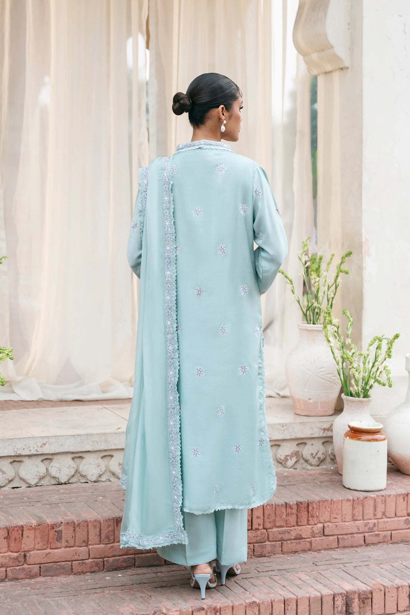 Mannat 3Pc Embroidered Raw Silk Suit Bali gulbuy.com