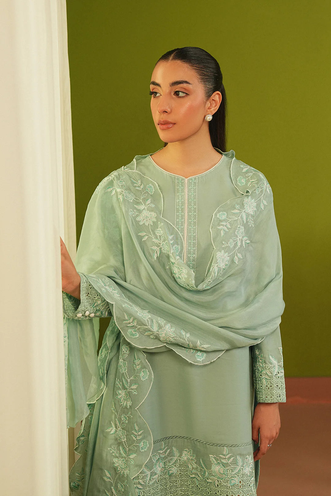 Mannat 3Pc Embriodered Lawn Suit Pistachio gulbuy.com