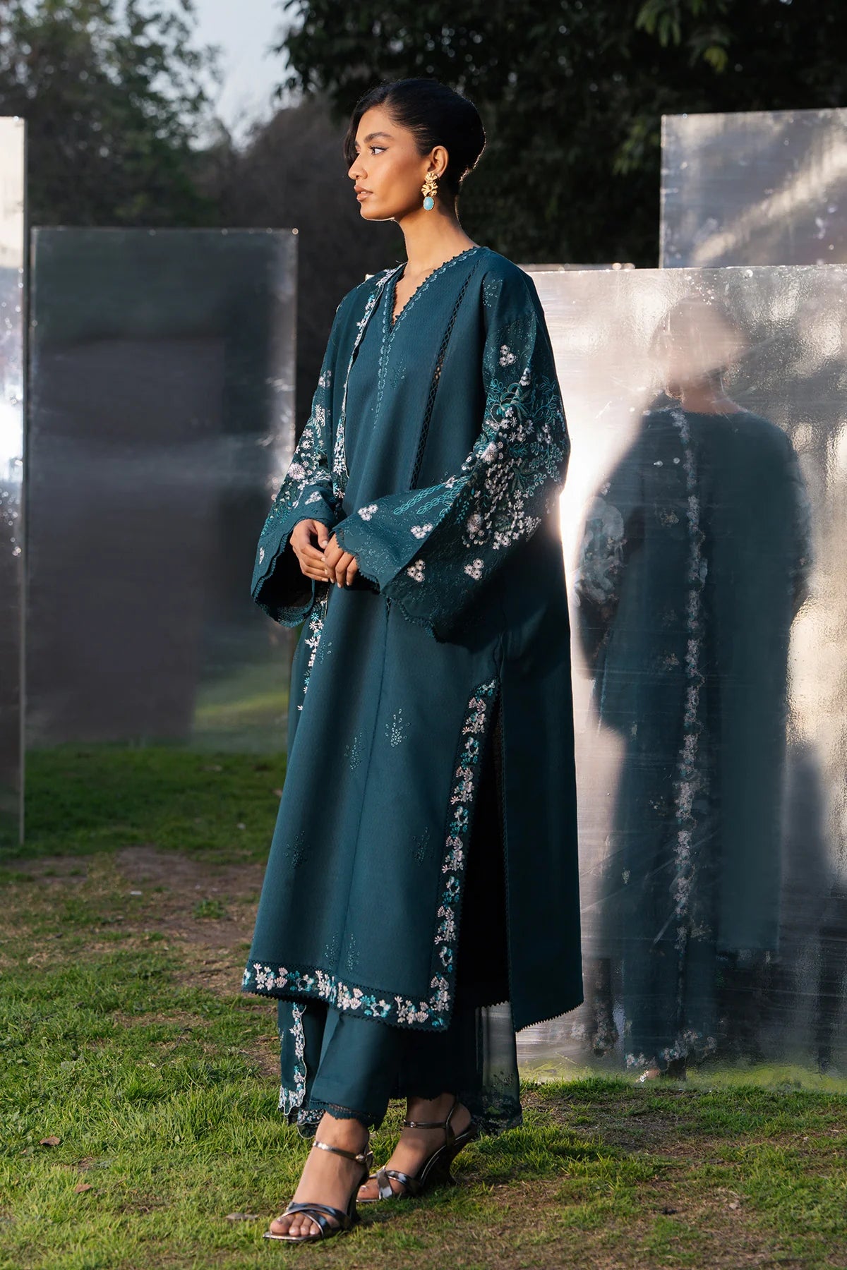 Ziva 3Pc Embroidered Lawn Suit Zarine gulbuy.com