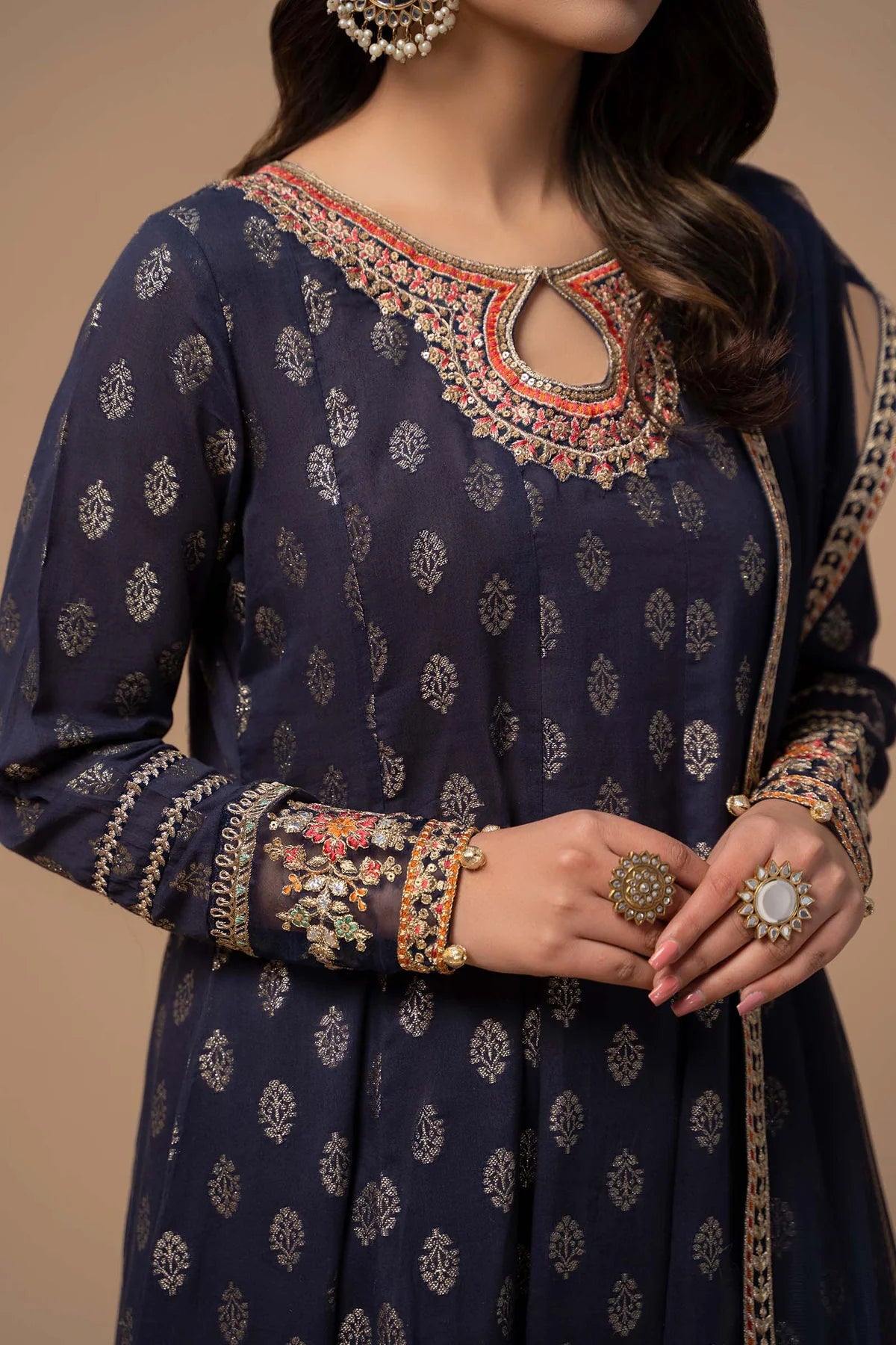 Maria B 3Pc Embroidered Lawn Suit DW-EF23-16R1 gulbuy.com