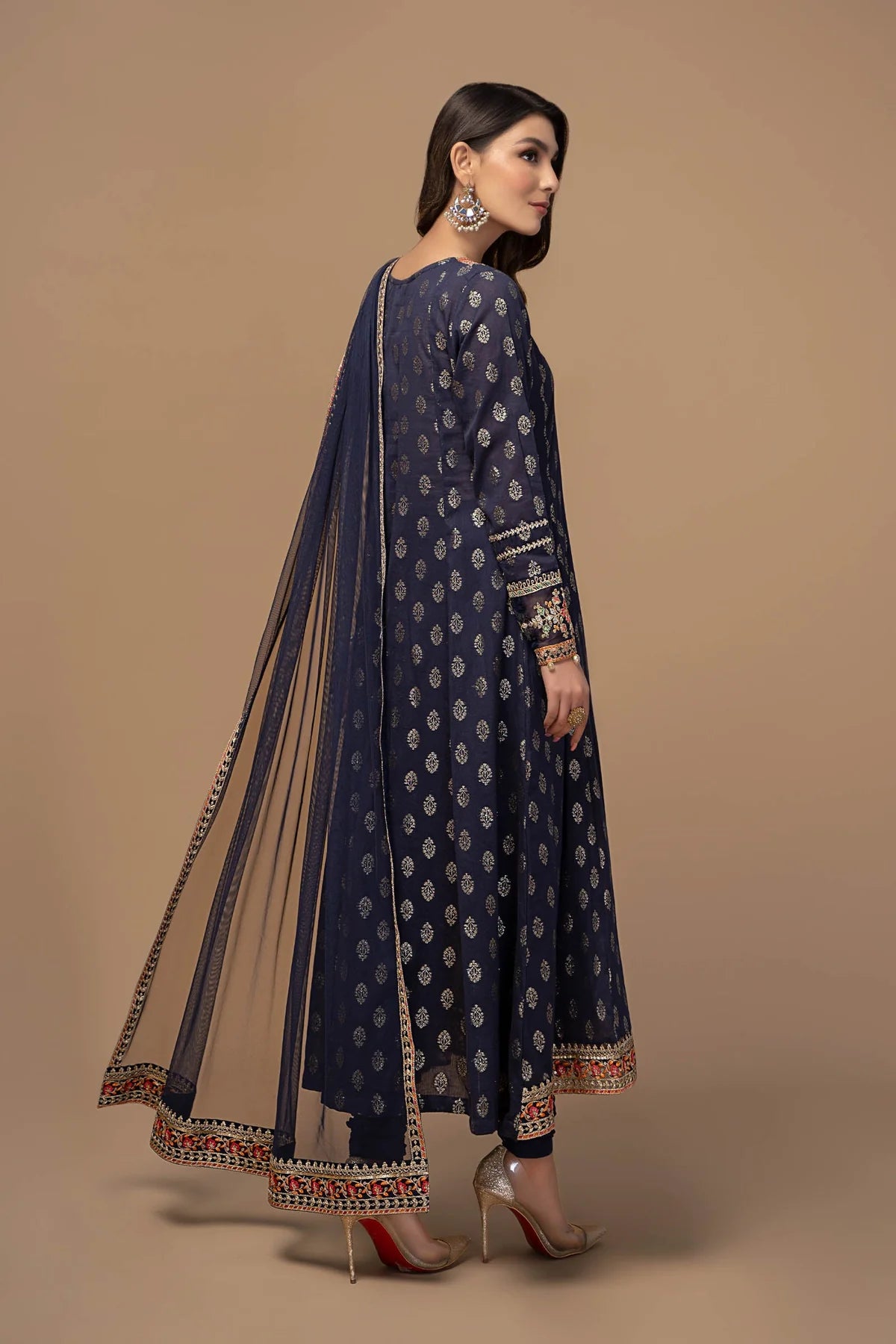 Maria B 3Pc Embroidered Lawn Suit DW-EF23-16R1 gulbuy.com