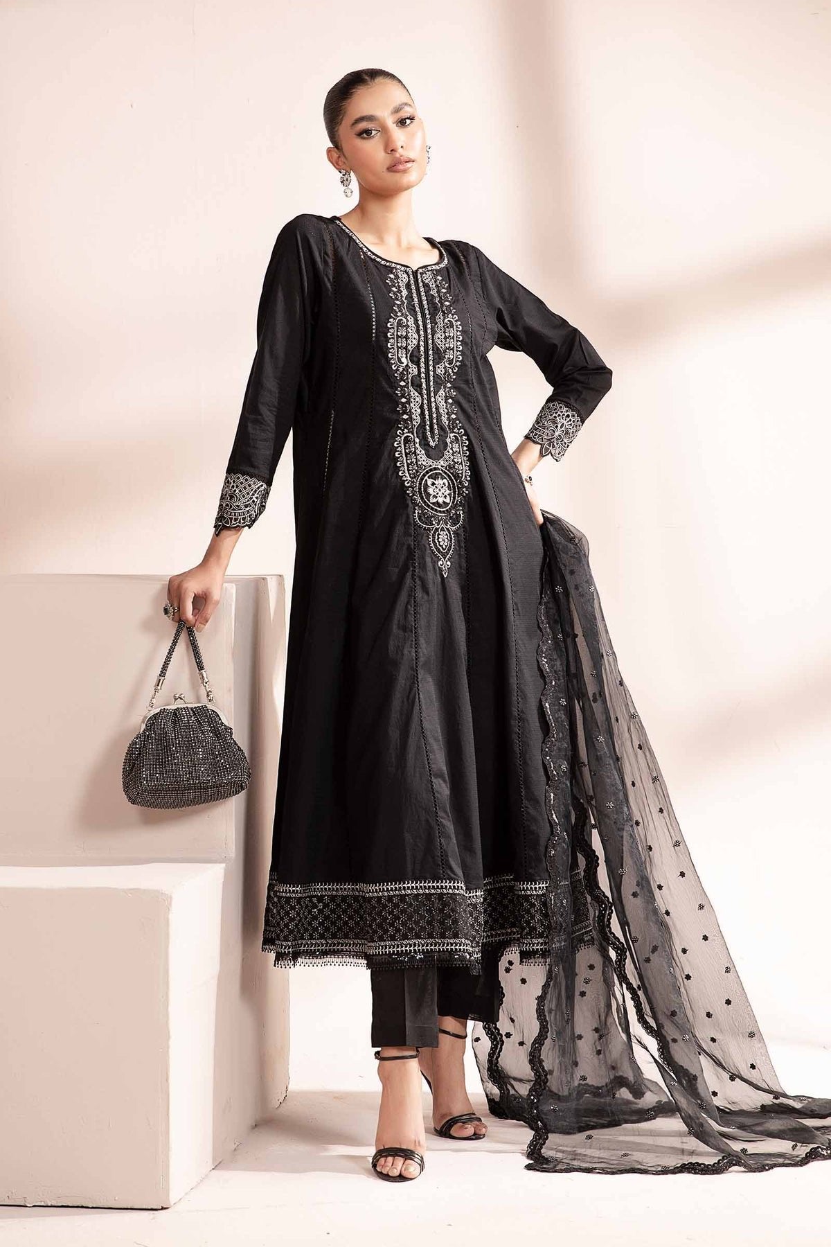 Maria B 3Pc Embroidered Lawn Suit (DW-MN24-08)
