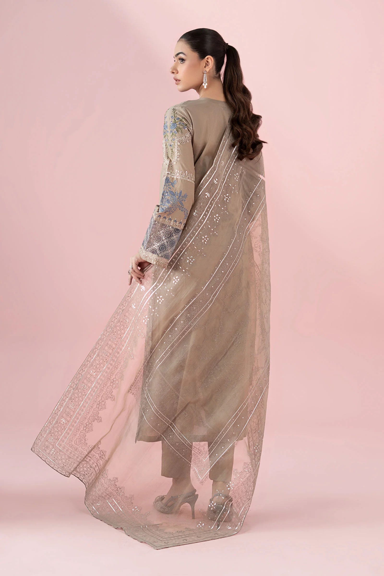 Maria B 3Pc Embroidered Lawn Suit DW-EA25-121 gulbuy.com