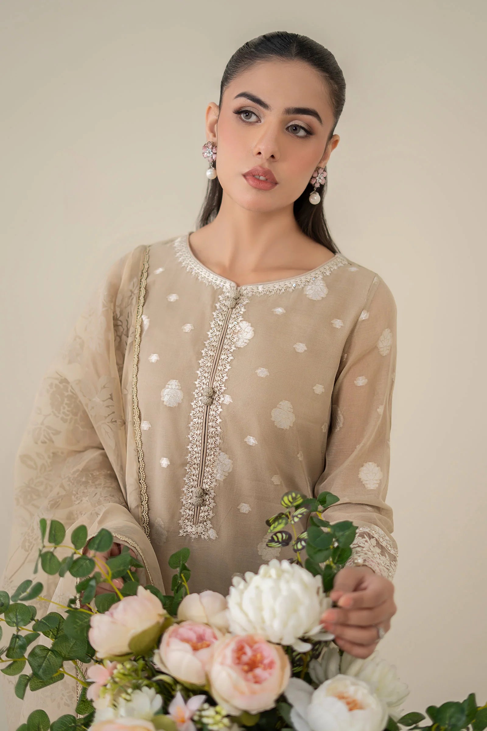 Maria B 3Pc Embroidered Cotton Jacquard Suit DW-EA25-90 gulbuy.com
