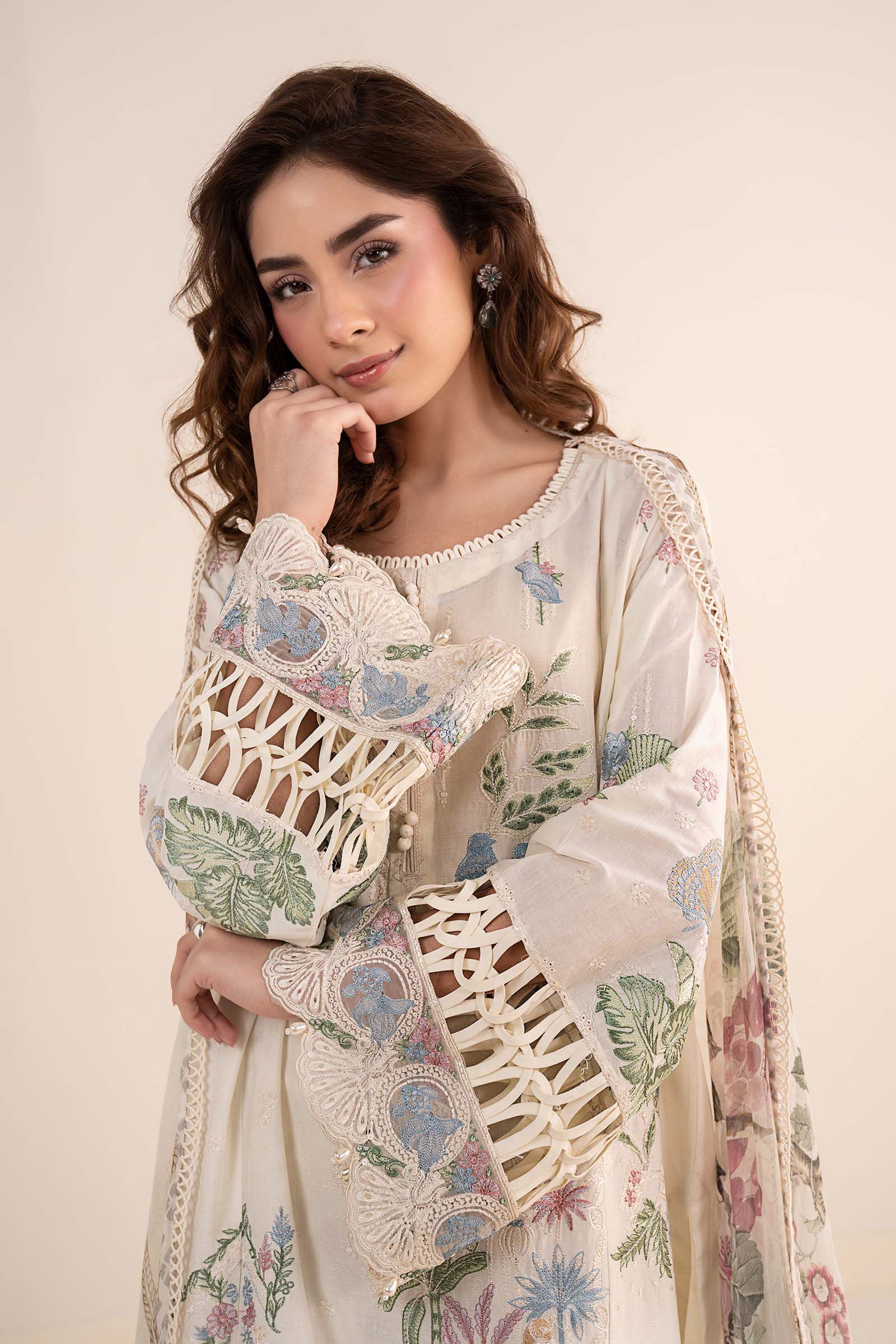 Maria B 3Pc Embroidered Lawn Suit DW-EA26-11-Off White