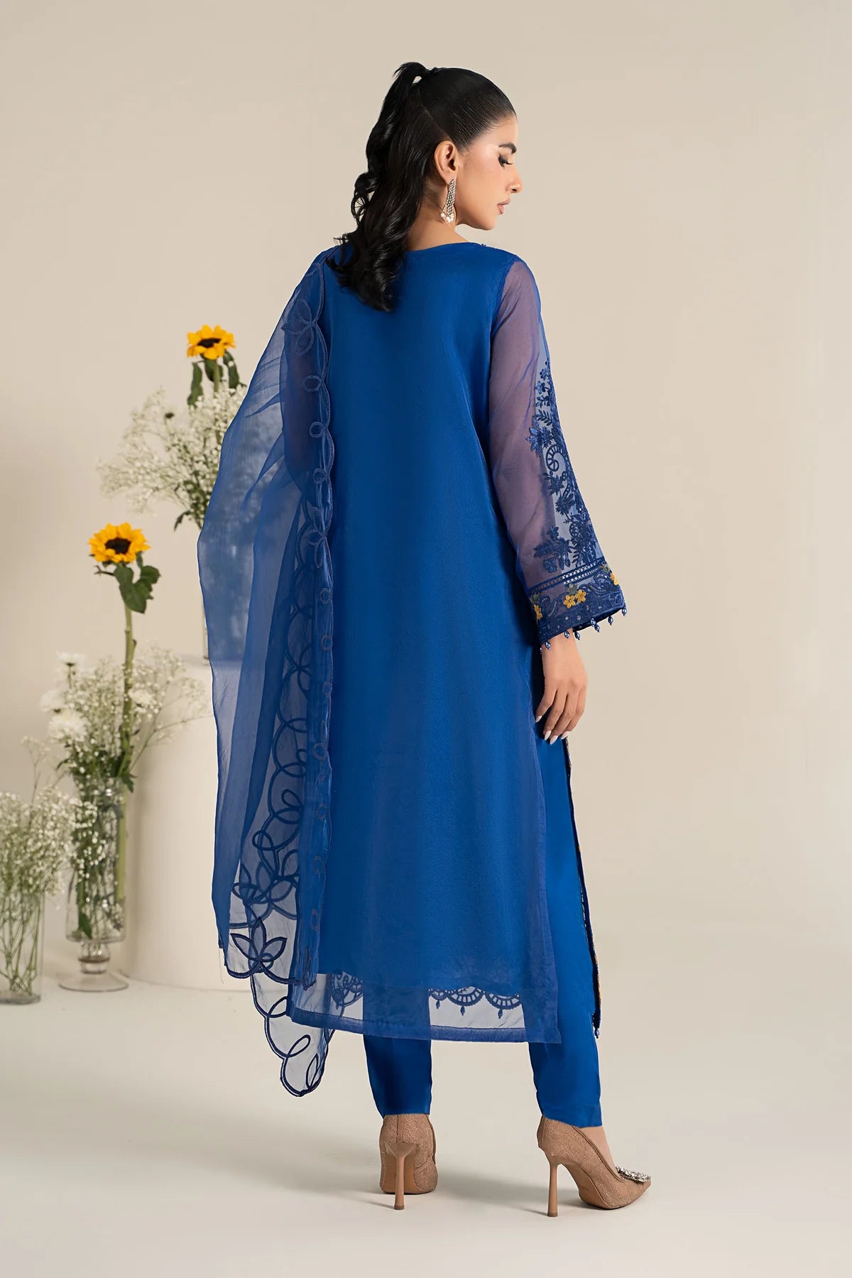Maria B 3Pc Embroidered Organza Suit DW-EF25-02 gulbuy.com