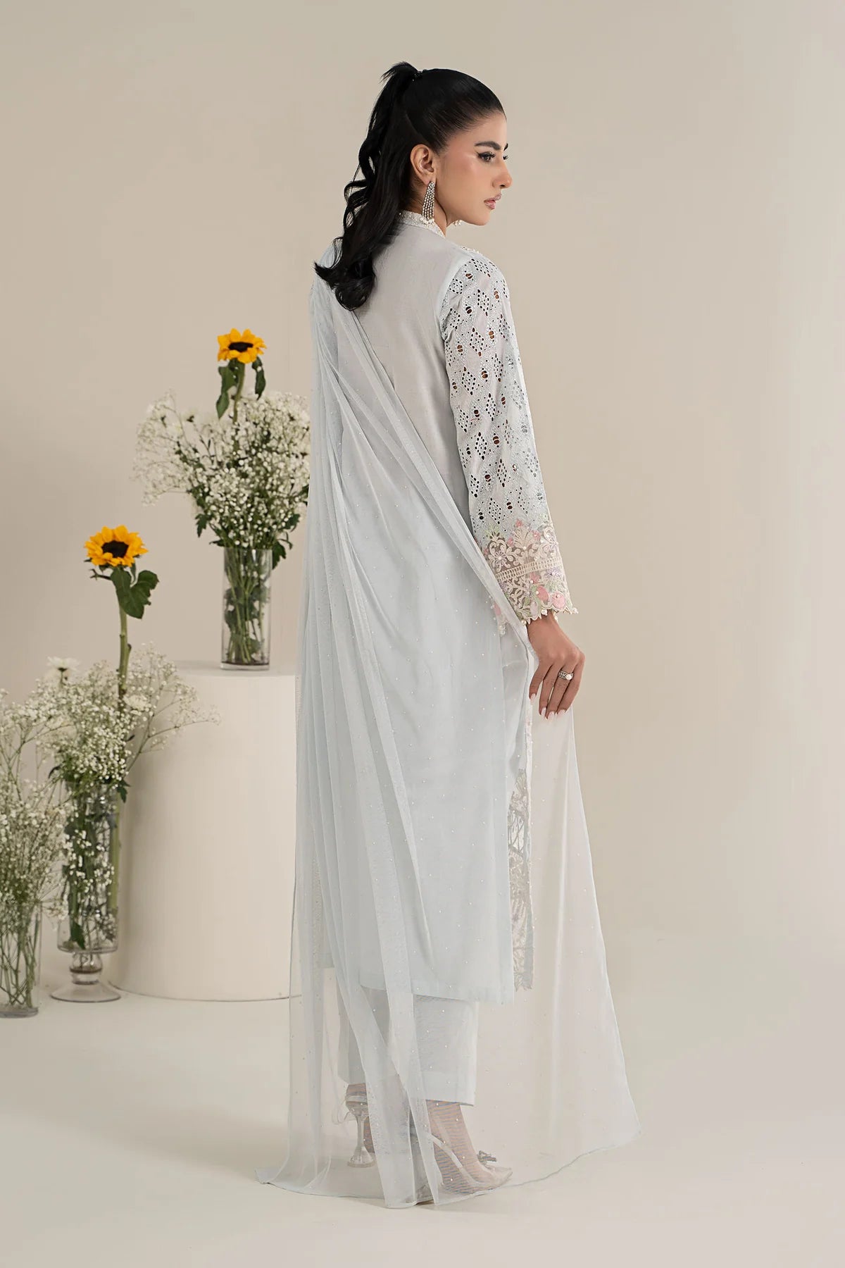 Maria B 3Pc Embroidered Lawn Suit DW-EF25-07 gulbuy.com