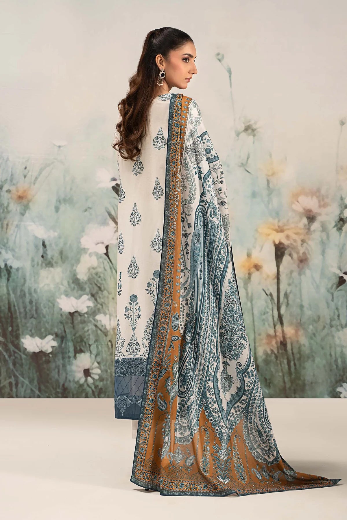 Maria B 3Pc Embroidered Lawn Suit DW-EF25-14 gulbuy.com
