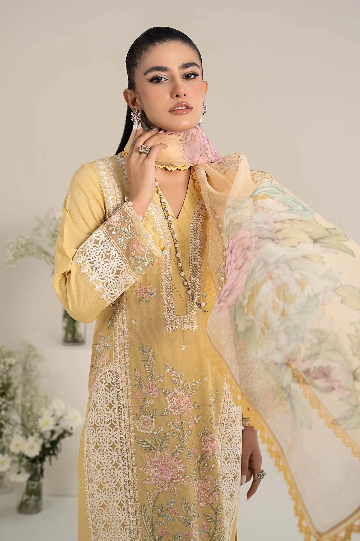 Maria B 3Pc Embroidered Dobby Lawn Suit DW-EF25-151 gulbuy.com