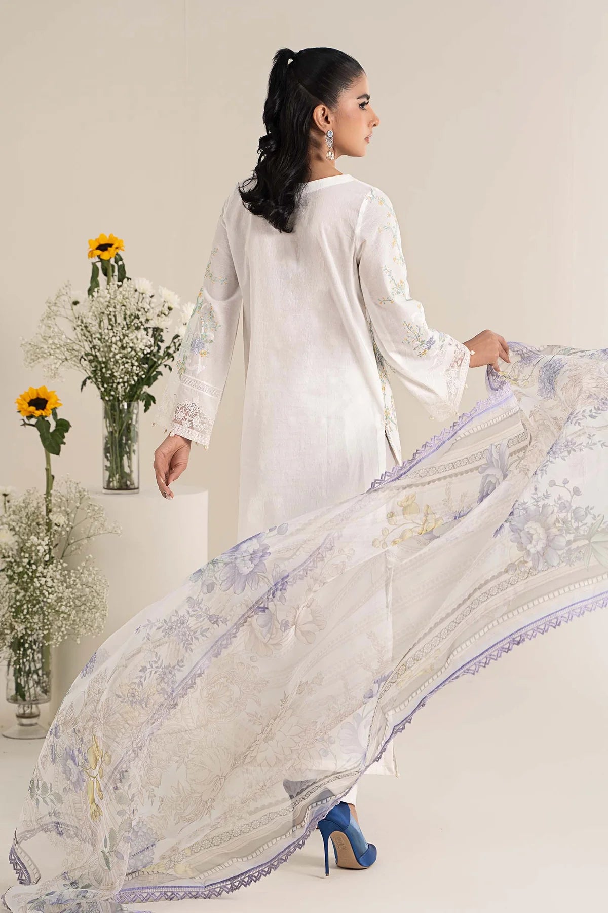 Maria B 3Pc Embroidered Jacquard Lawn Suit DW-EF25-49 gulbuy.com