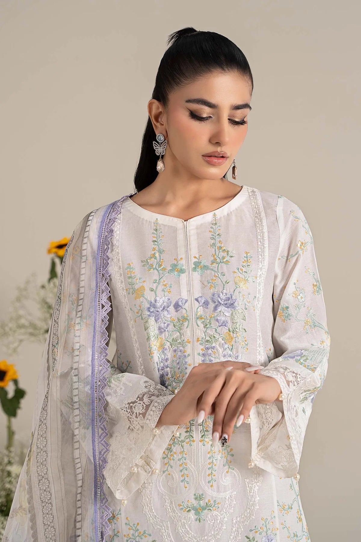 Maria B 3Pc Embroidered Jacquard Lawn Suit DW-EF25-49 gulbuy.com