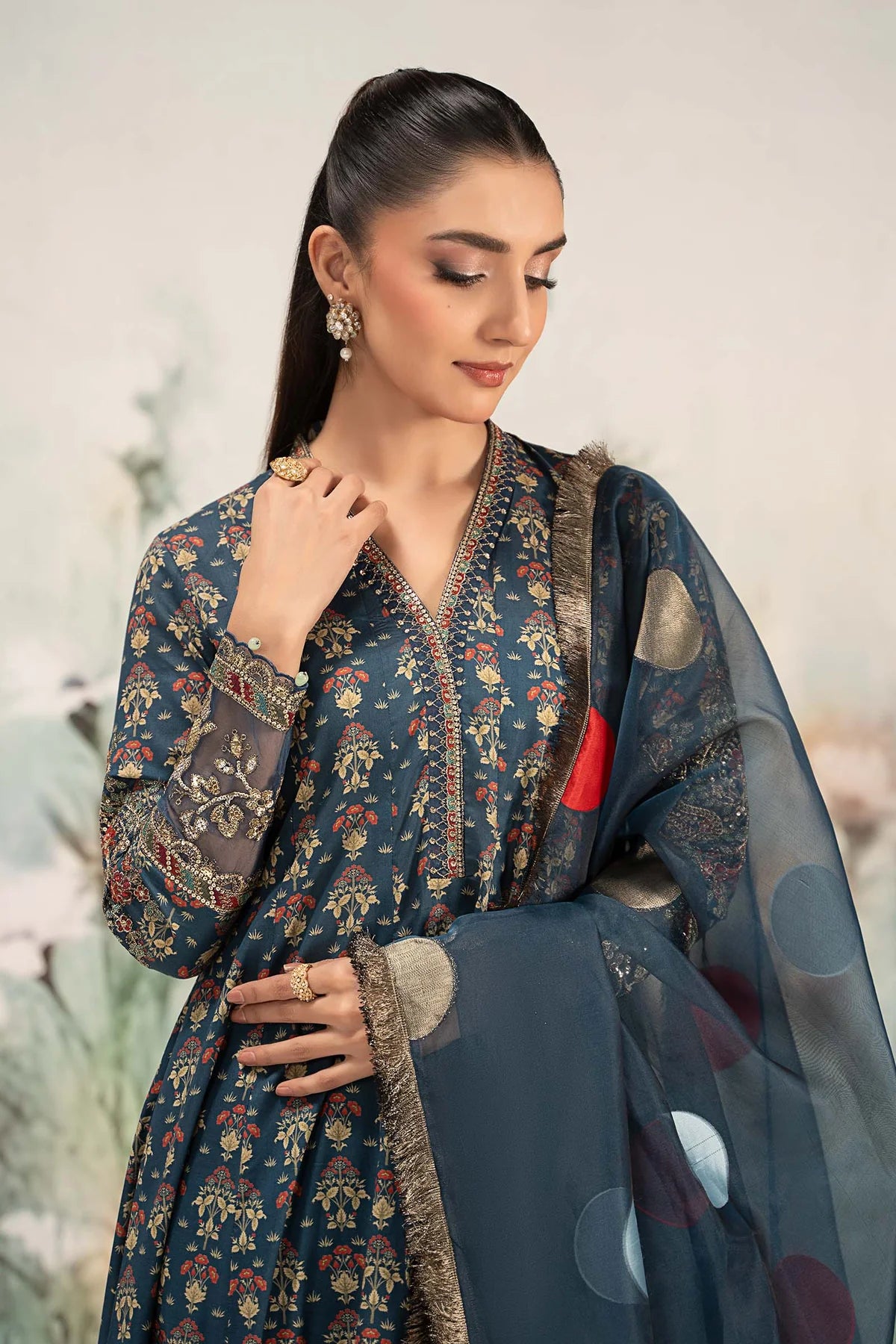 Maria B 3Pc Embroidered Lawn Suit DW-EF25-54 gulbuy.com