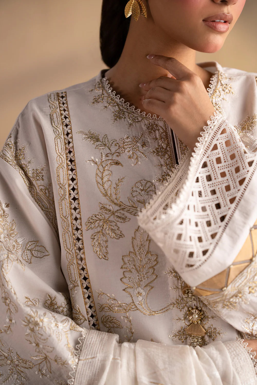 Ethnic 3Pc Embroidered Lawn Suit E0502/203/003 gulbuy.com