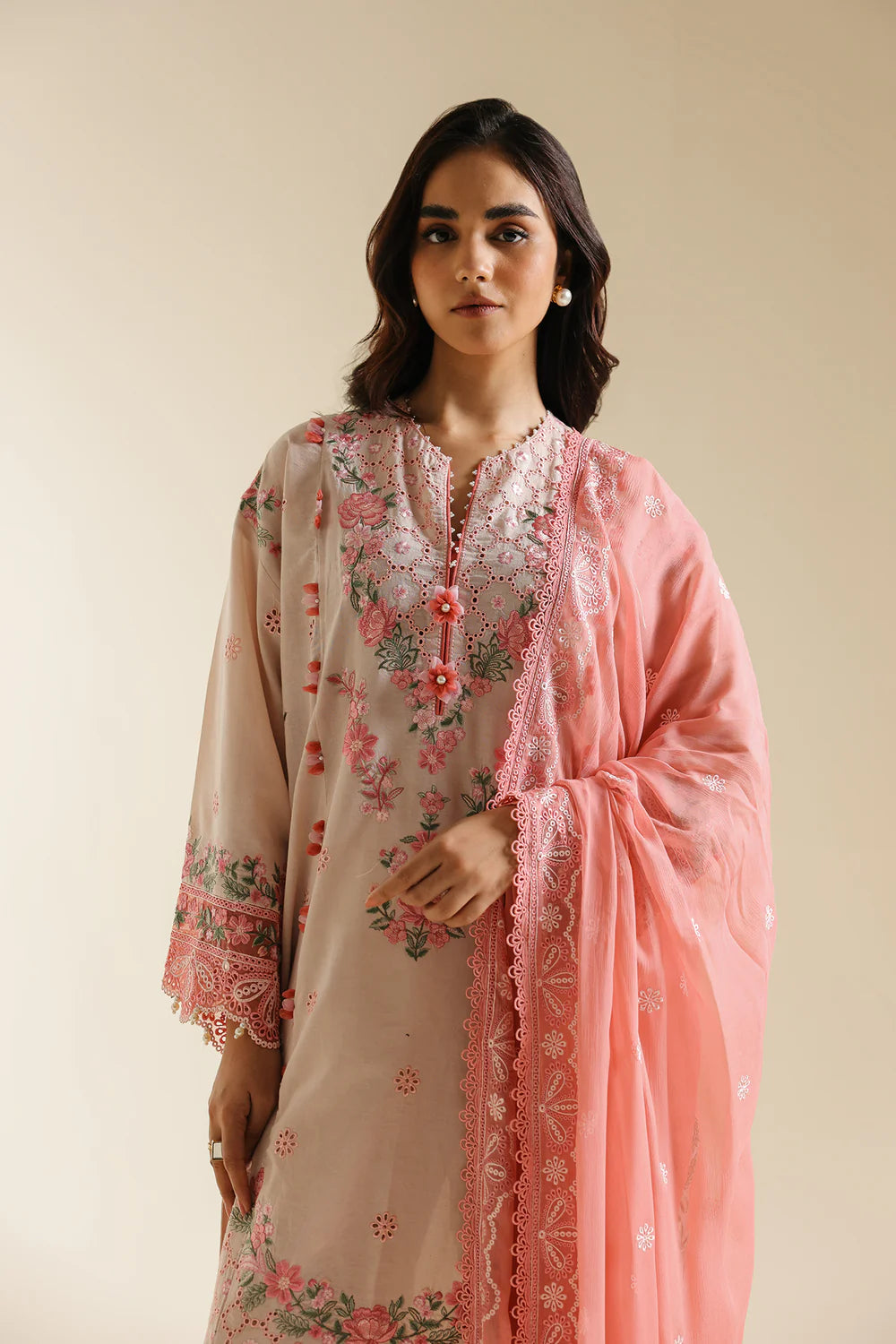 Ethnc 3Pc Embroidered Lawn Suit E0537/203/314 gulbuy.com