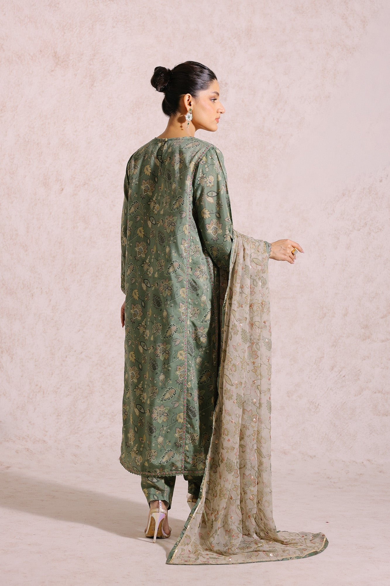 Ethnic 3 Piece Embroidered Organza Suit (E0554/105/708) gulbuy.com
