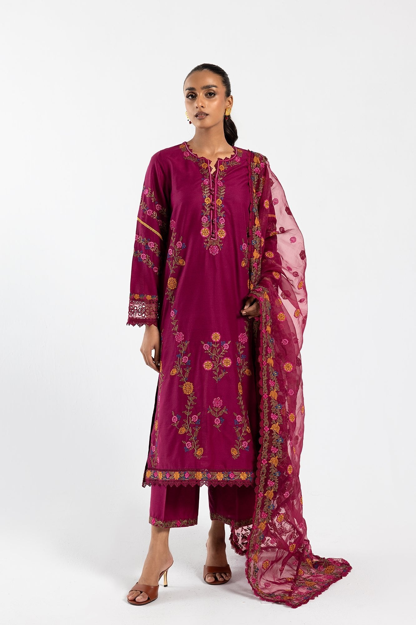 Ethnic 3 Piece Embroidered Lawn Suit (E0625/105/524)
