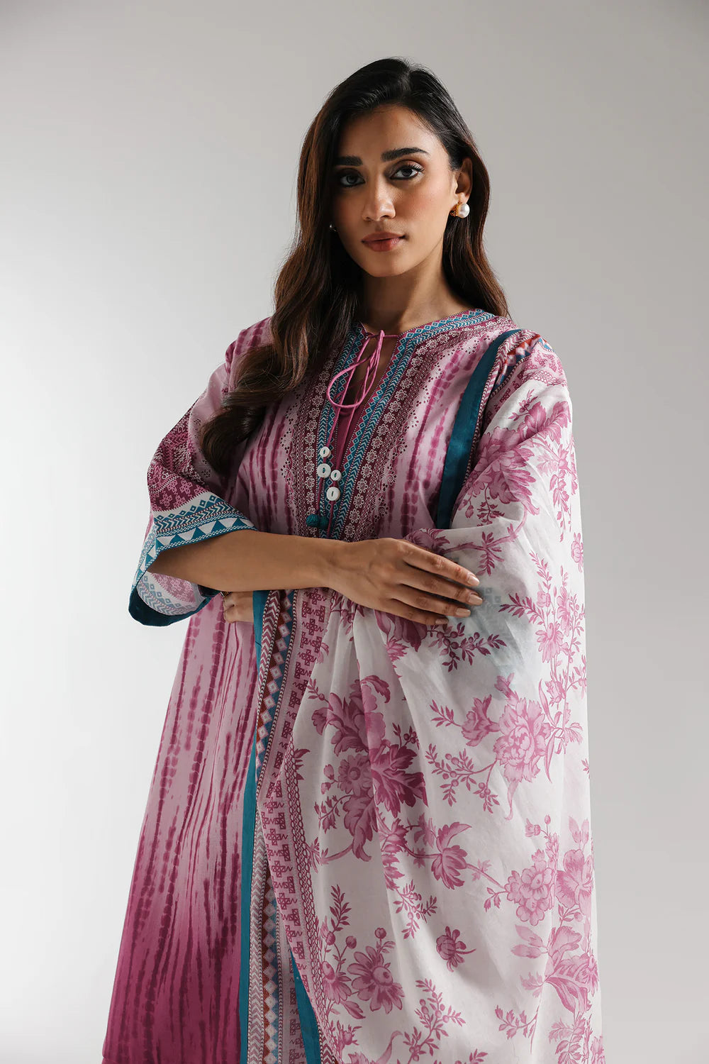 Ethnic 3Pc Printed Lawn Suit E0662/202/527 gulbuy.com