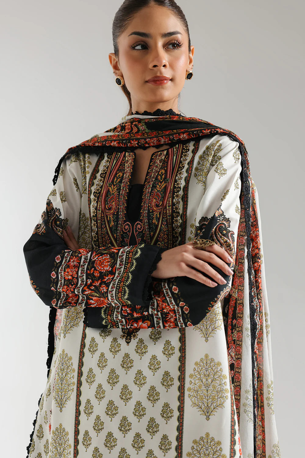 Ethnic 3Pc Printed Lawn Suit E0663/202/120 gulbuy.com