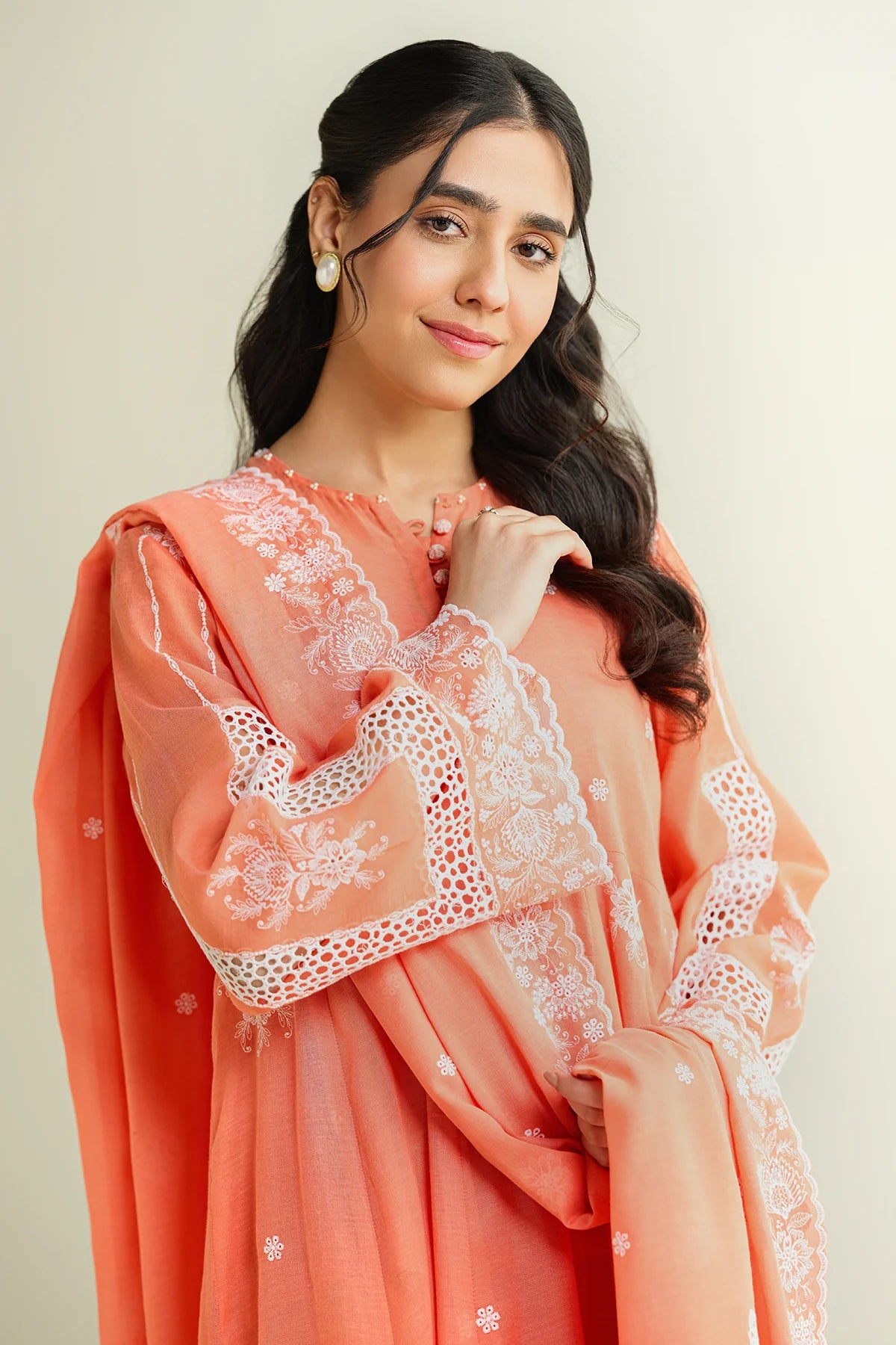 Kayseria Embroidered Malmal Suit E1665 gulbuy.com