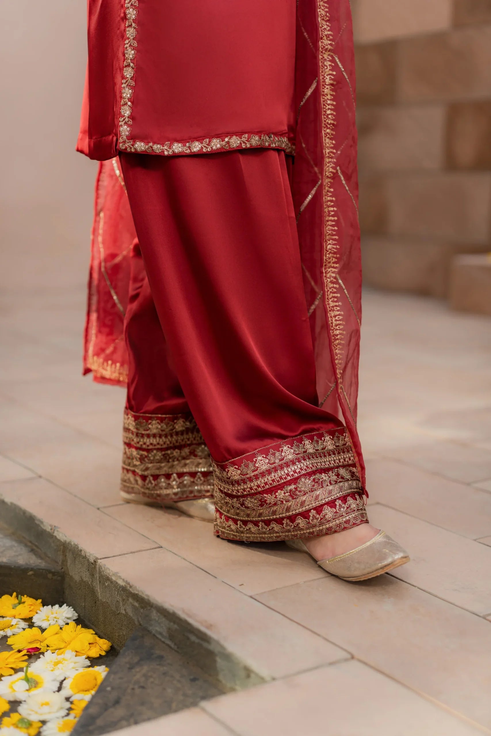 Kastoor 3Pc Embroidered Silk Suit EF-320 gulbuy.com