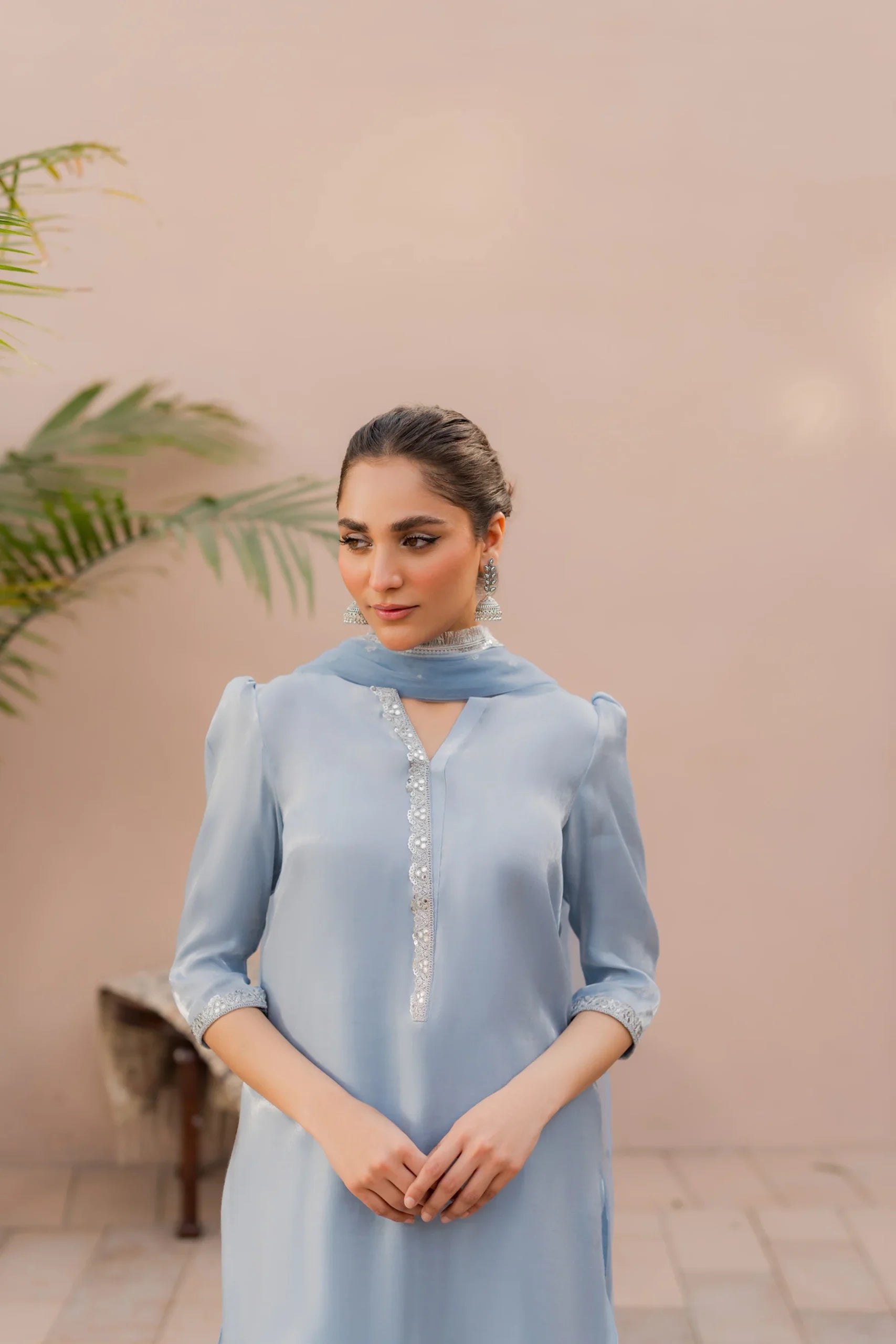 Kastoor 3Pc Embroidered Lawn Suit EF-305 gulbuy.com