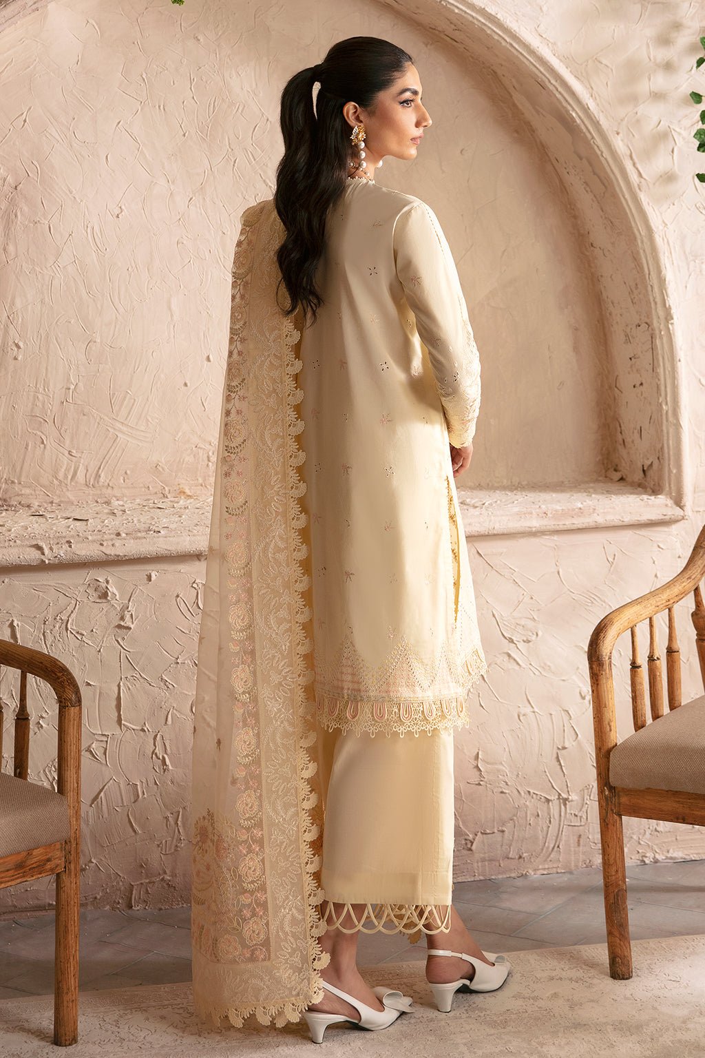 AFROZEH 3PC EMBROIDERED LAWN SUIT (668-Claire) gulbuy.com
