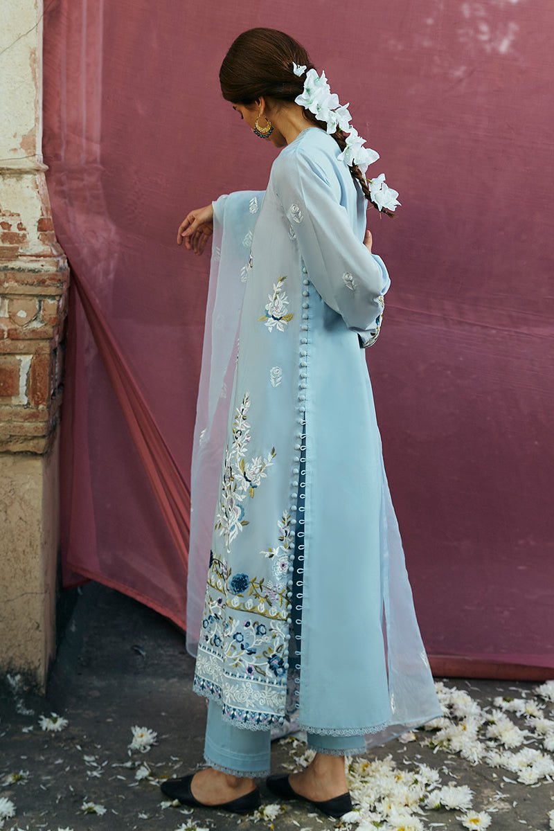 CROSS STITCH 3 PIECE EMBROIDERED LAWN SUIT (0124RTSPRTLWN0103) gulbuy.com