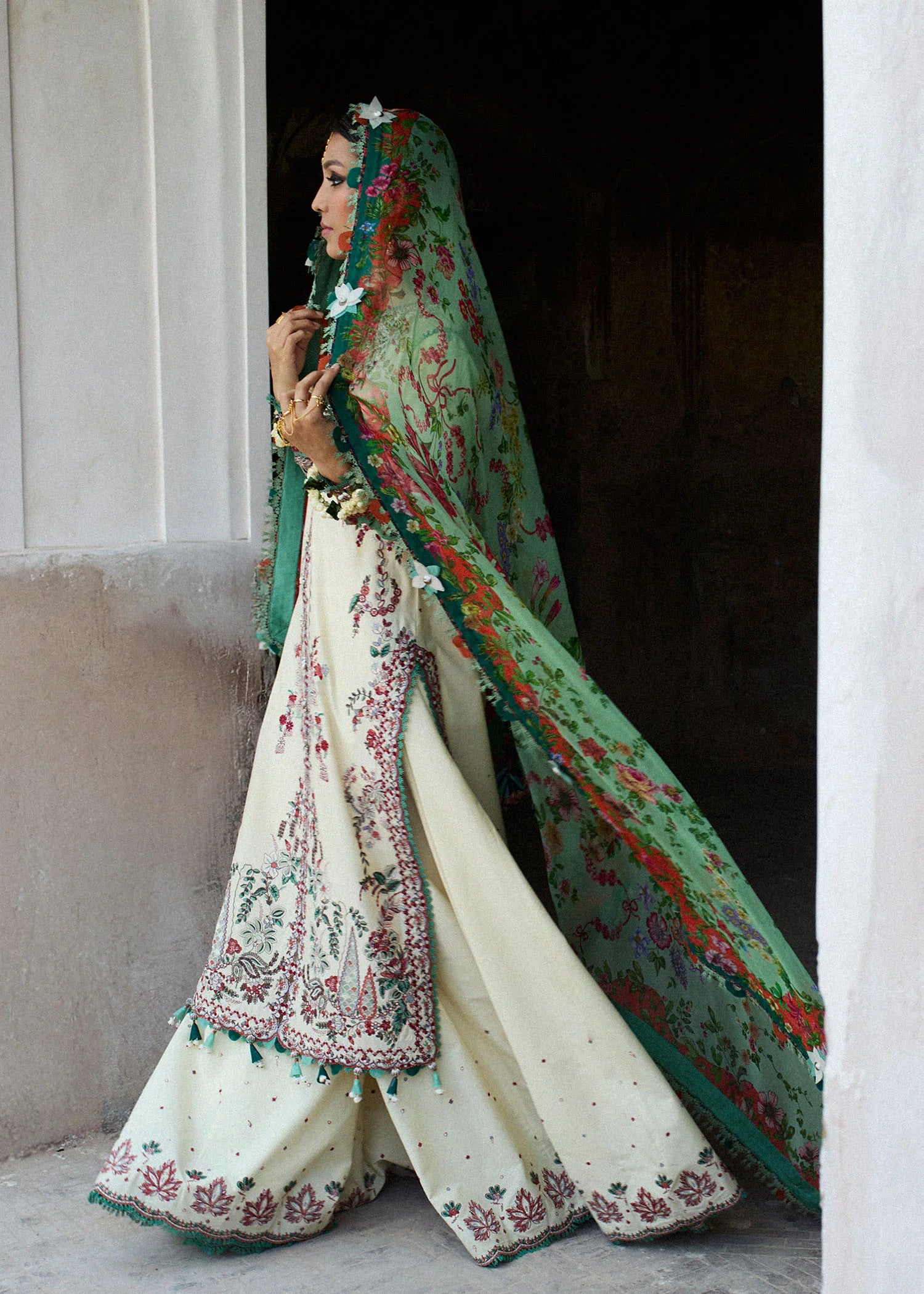 Hussain Rehar 3Pc Embroidered Lawn Suit Sahil gulbuy.com
