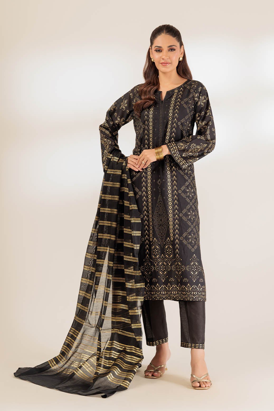 BONANZA SATRANGI 3PC PRINTED VISCOSE SUIT (HV4K243P2)