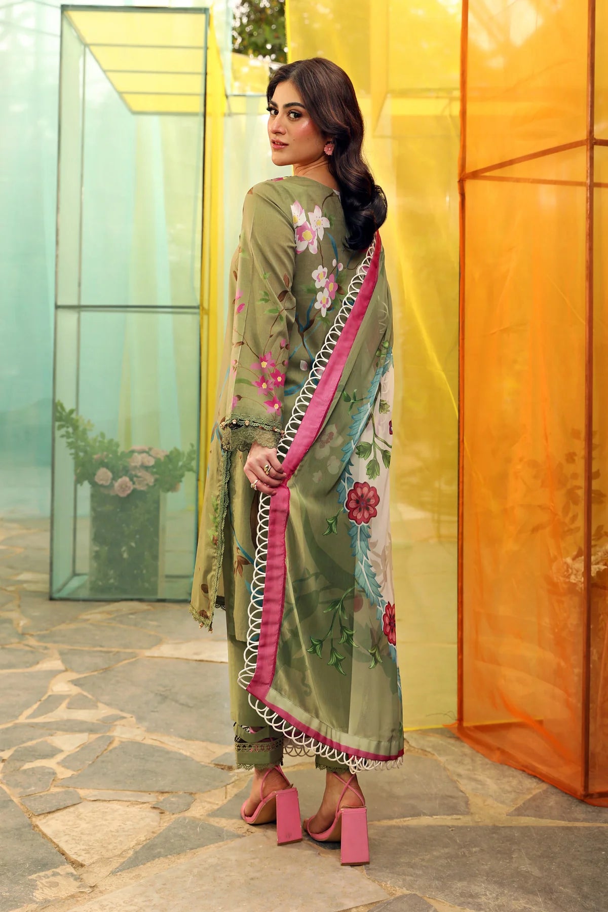 Maria B 3Pc Embroidered Lawn Suit MB-CUS25-707A gulbuy.com