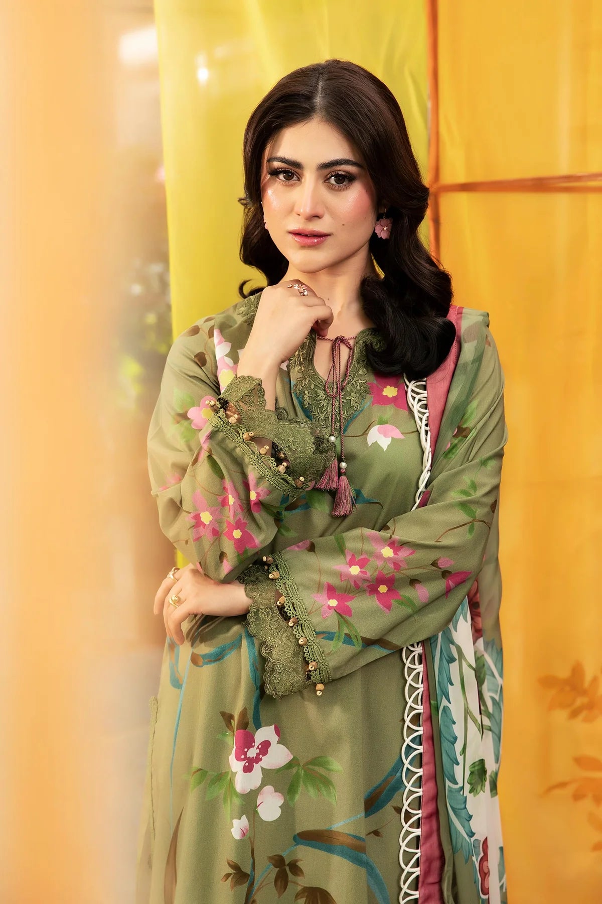 Maria B 3Pc Embroidered Lawn Suit MB-CUS25-707A gulbuy.com