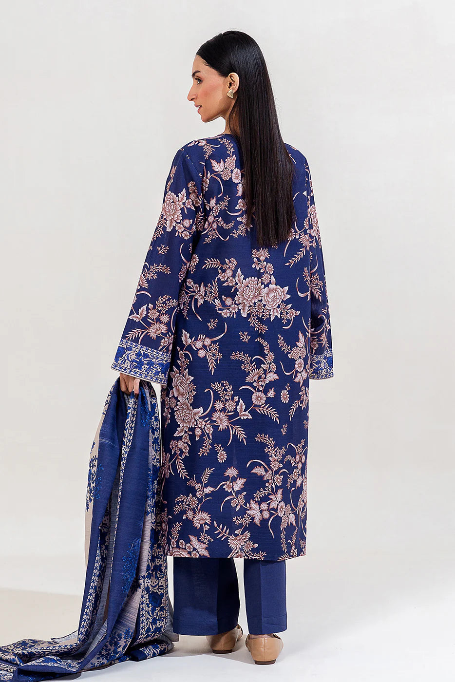 BEECHTREE 3PC PRINTED KHADDAR SUIT-BERRY BLOOM-MB22401UN005520 gulbuy.com