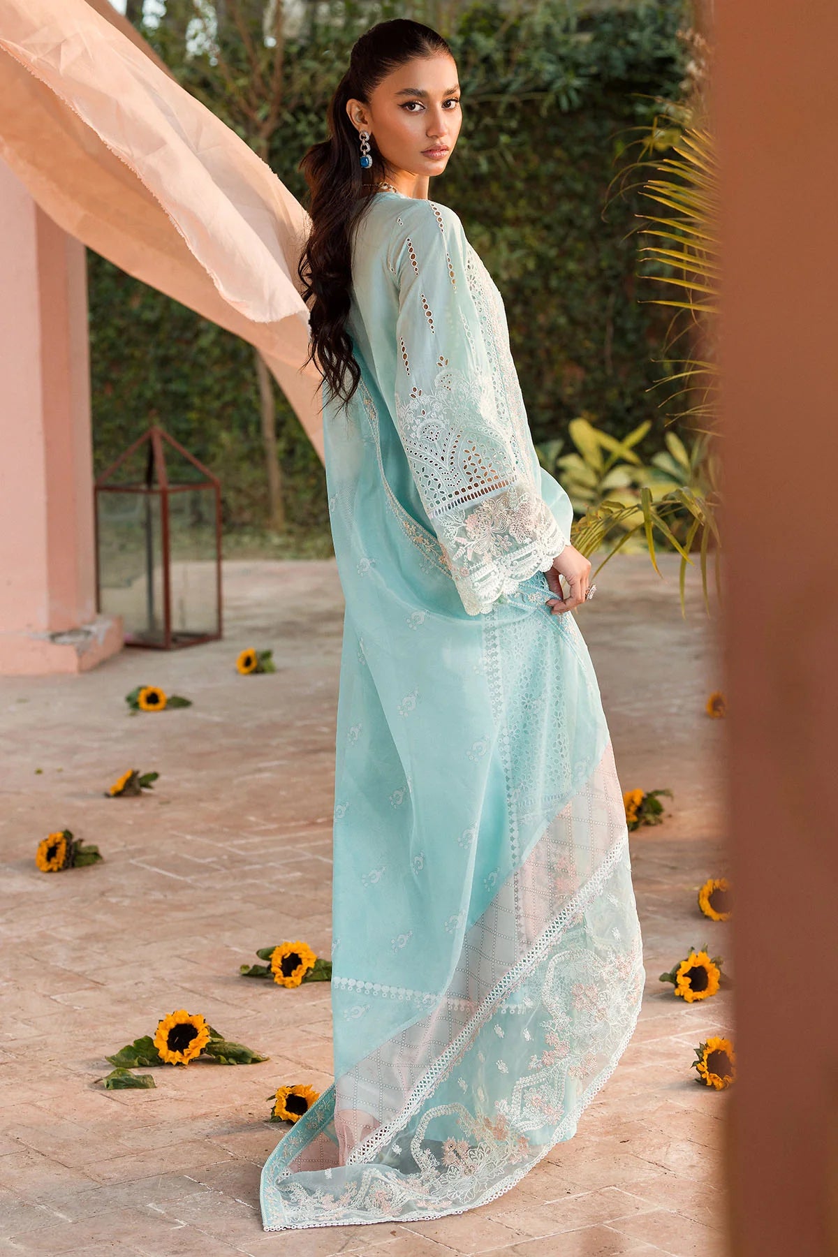 Motifz 3Pc Embroidered Lawn Suit 4438-ZOHRA gulbuy.com
