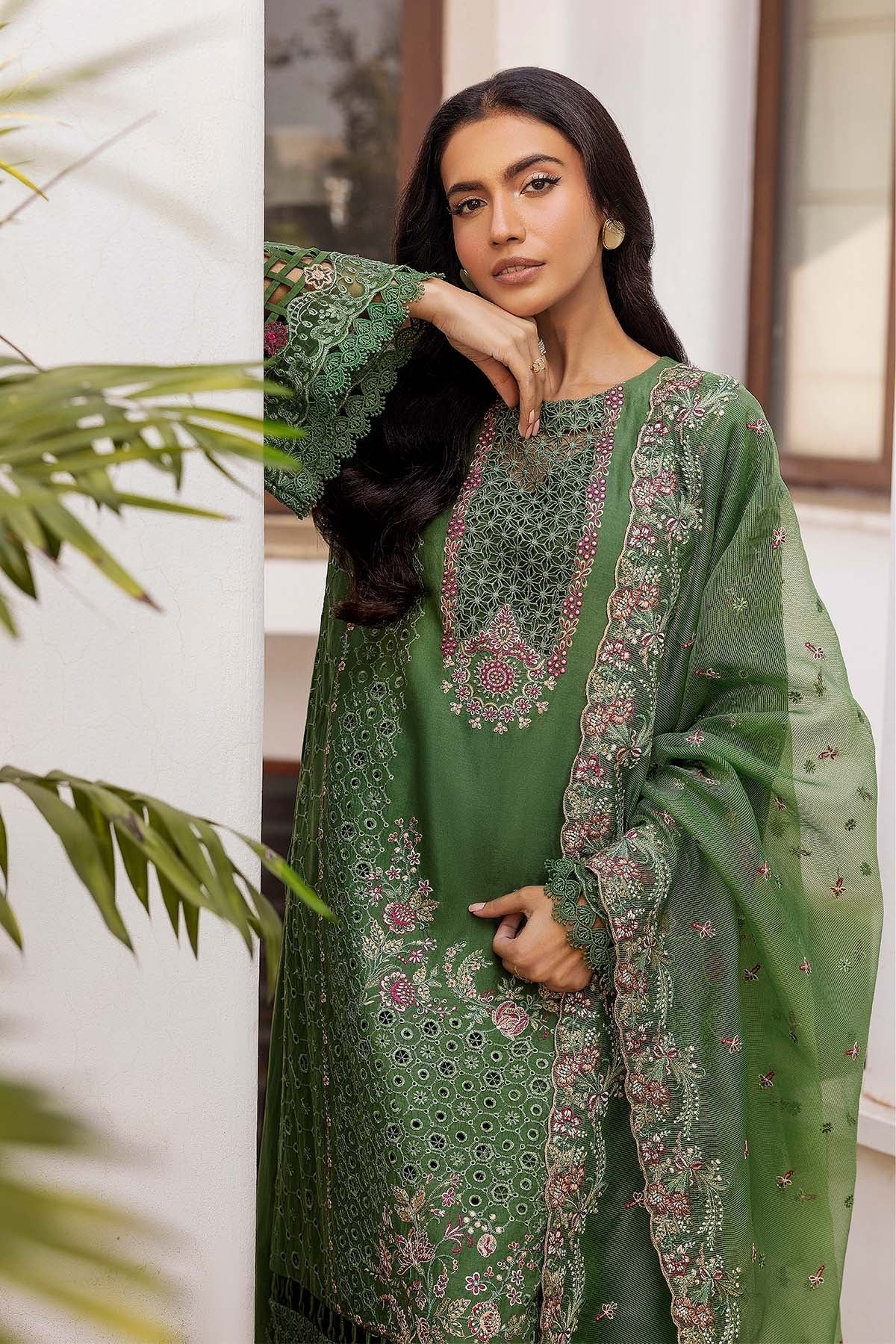 Motifz 3Pc Embroidered Lawn Suit 5303-DARCY gulbuy.com