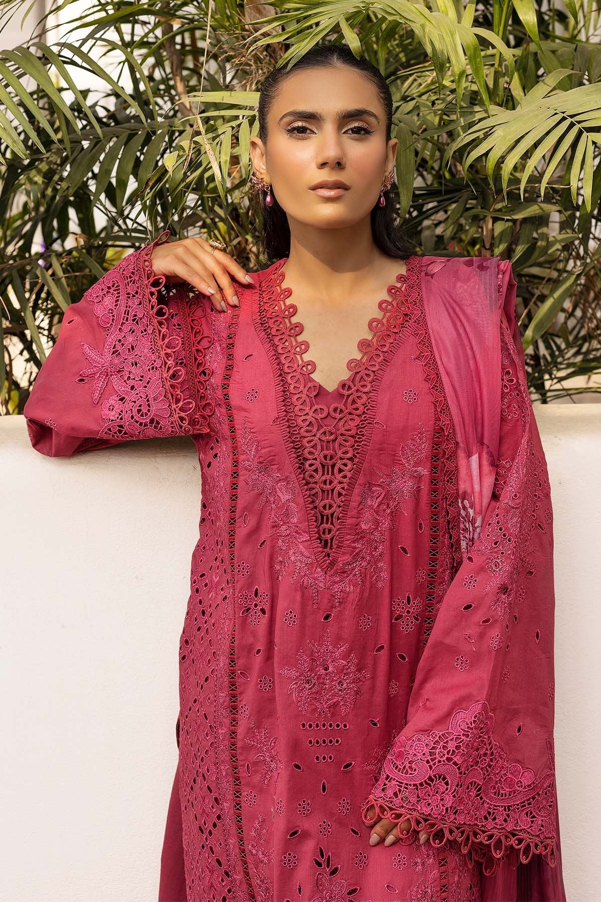 Motifz 3Pc Embroidered Lawn Suit 5304-CELINE gulbuy.com