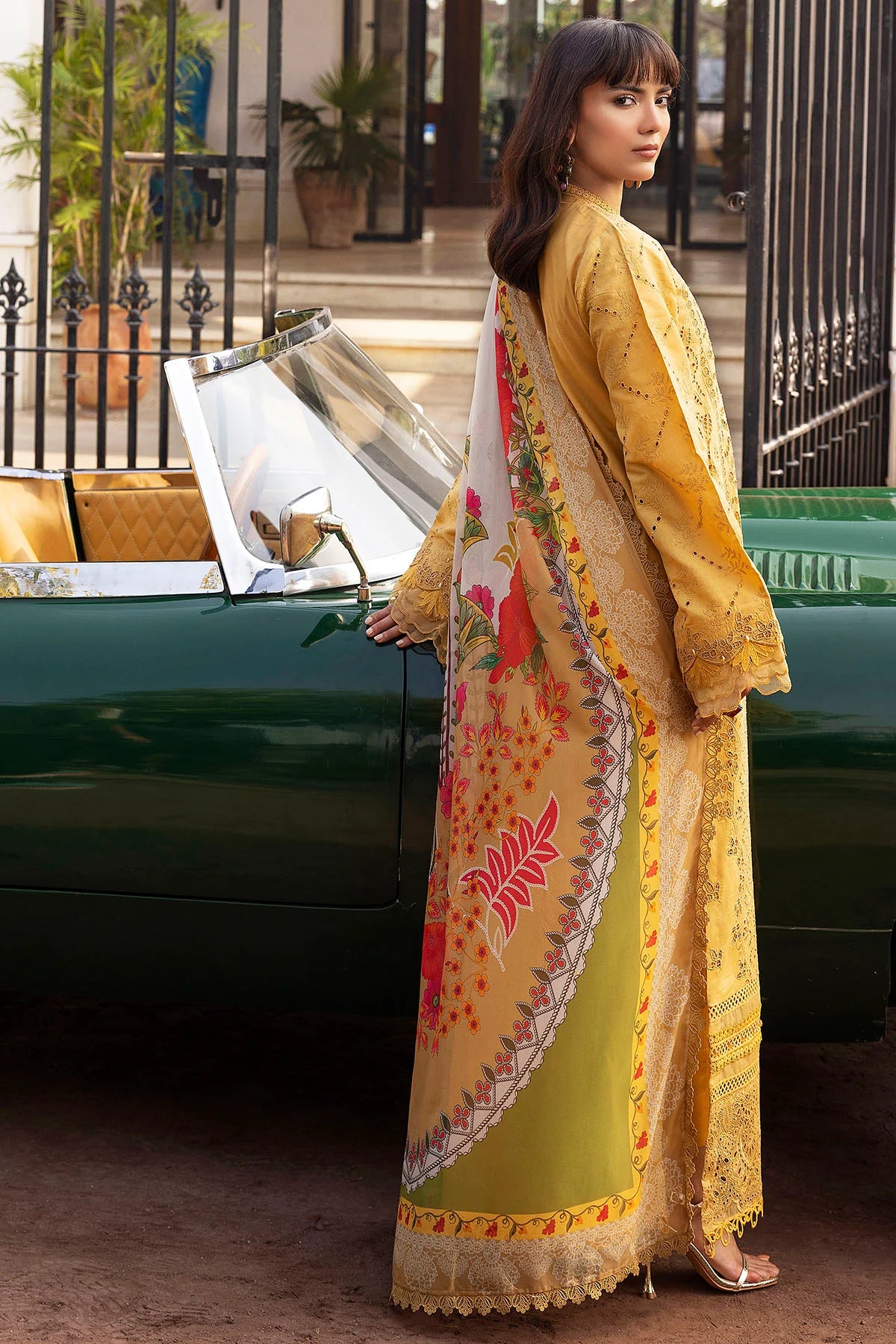 Motifz 3Pc Embroidered Lawn Suit 5323-GENEVA gulbuy.com