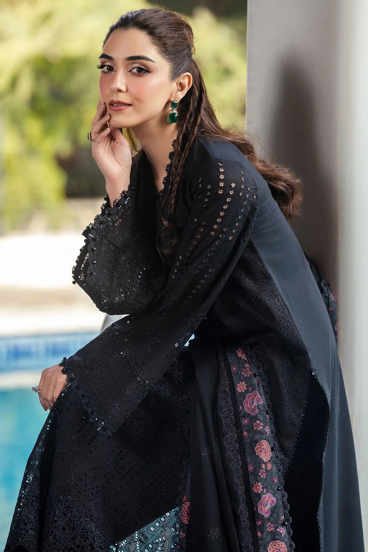 Motifz 3Pc Embroidered Lawn Suit 5326-COURTNEY gulbuy.com