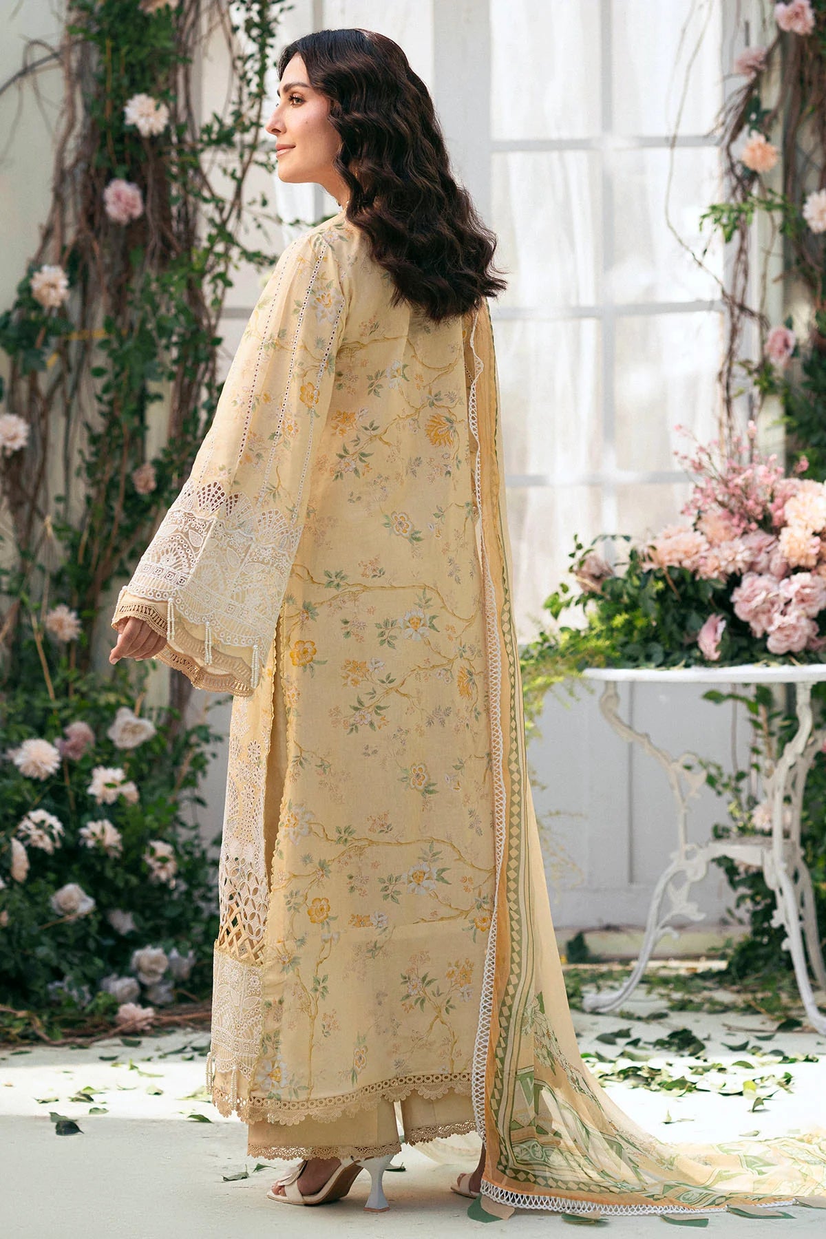 Motifz 3Pc Embroidered Lawn Suit 5429-ORCHID gulbuy.com