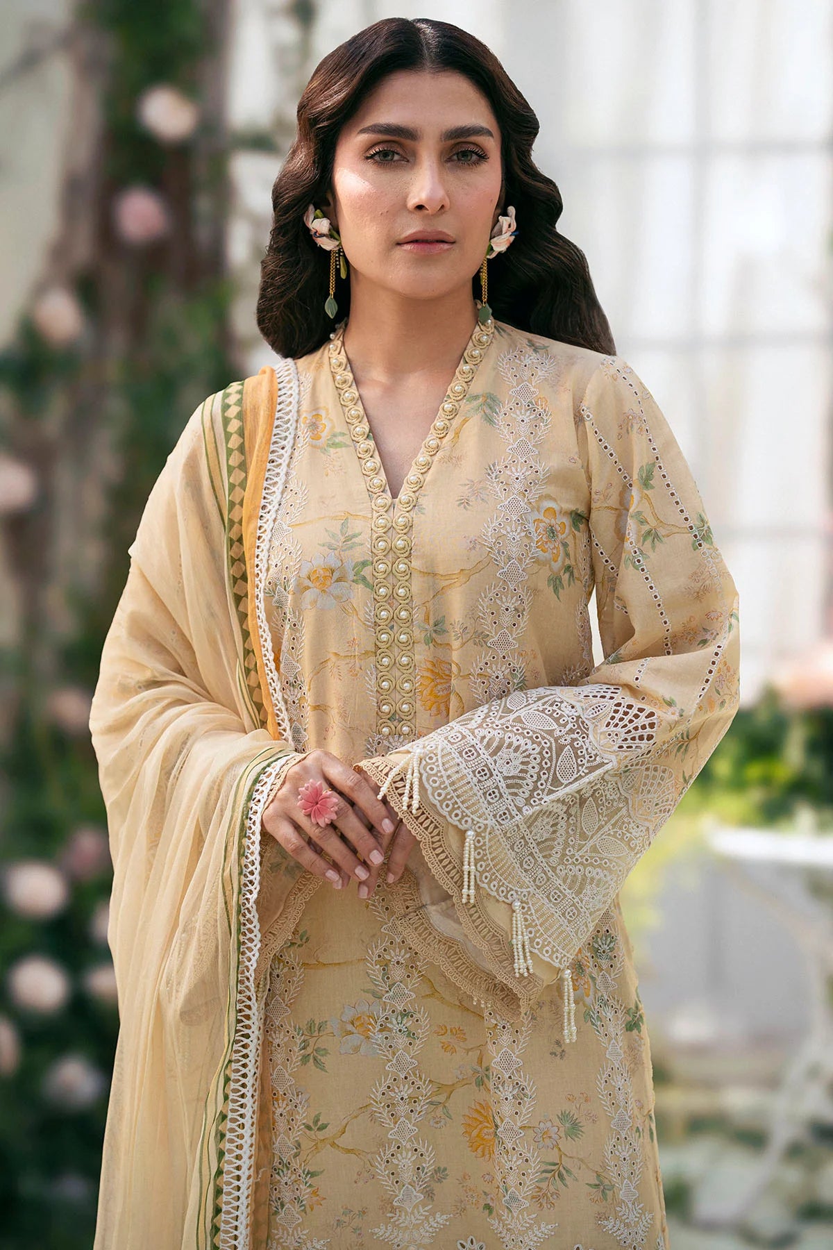 Motifz 3Pc Embroidered Lawn Suit 5429-ORCHID gulbuy.com