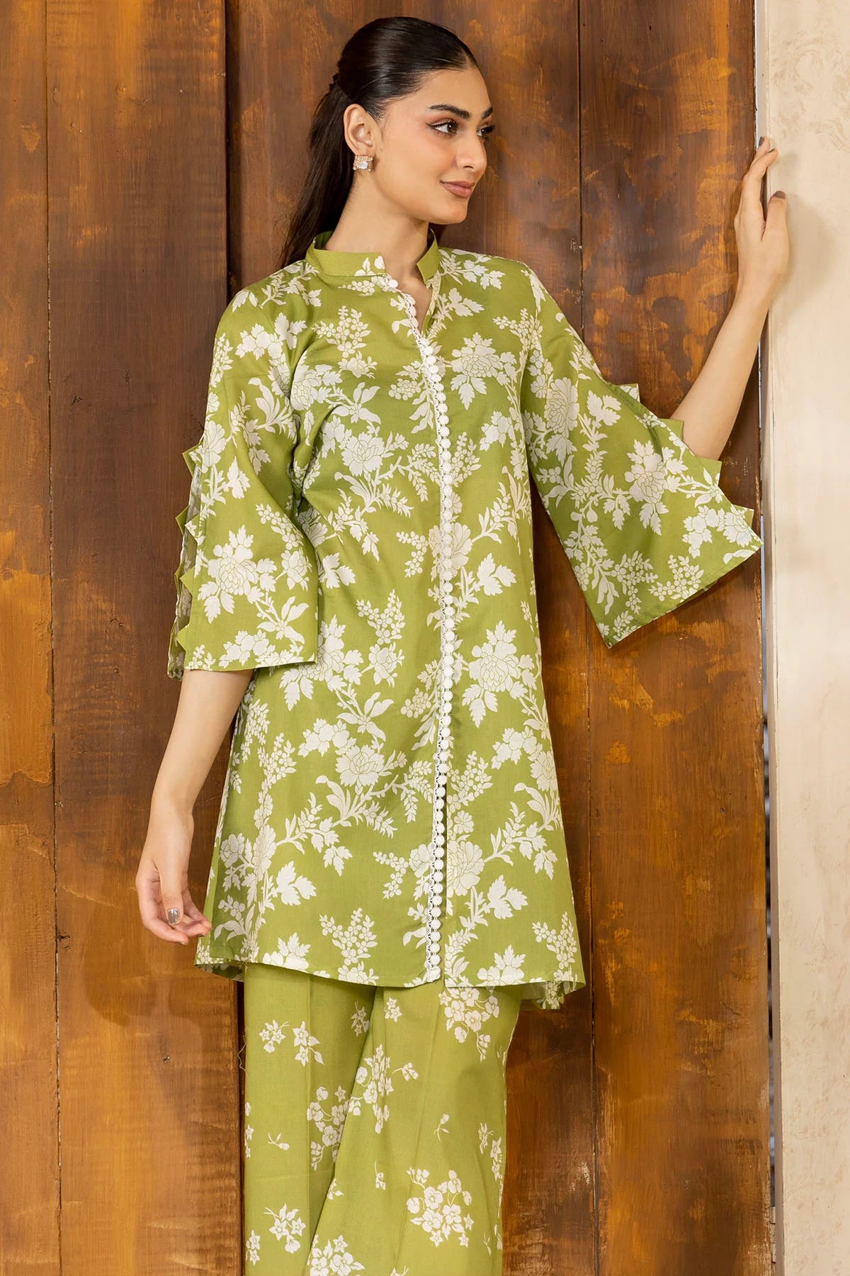 Motifz 2Pc Digital Printed Lawn Suit 5540-ZAMDA gulbuy.com