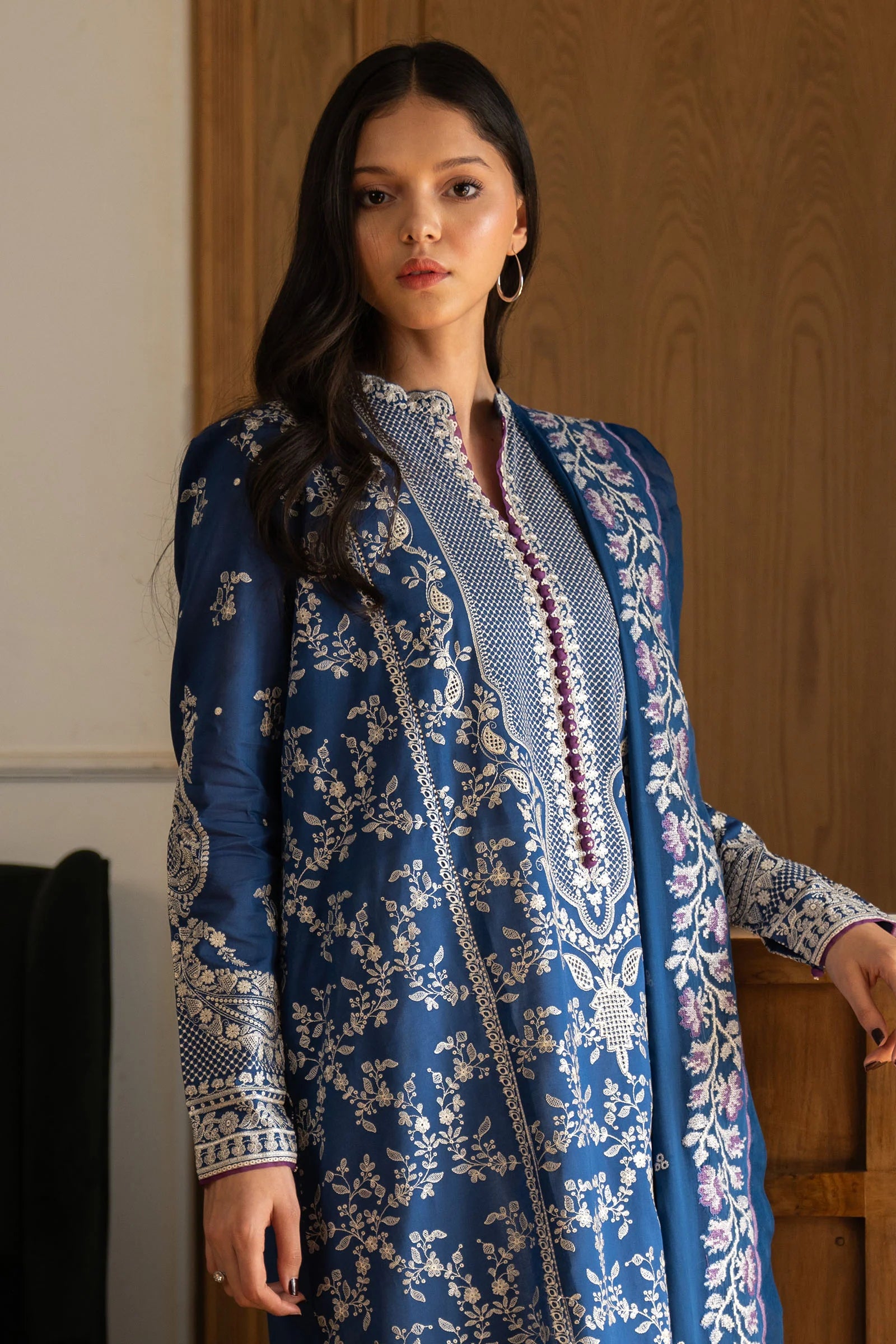 Zara Shahjahan 3Pc Embroidered Lawn Suit Mei-8B gulbuy.com