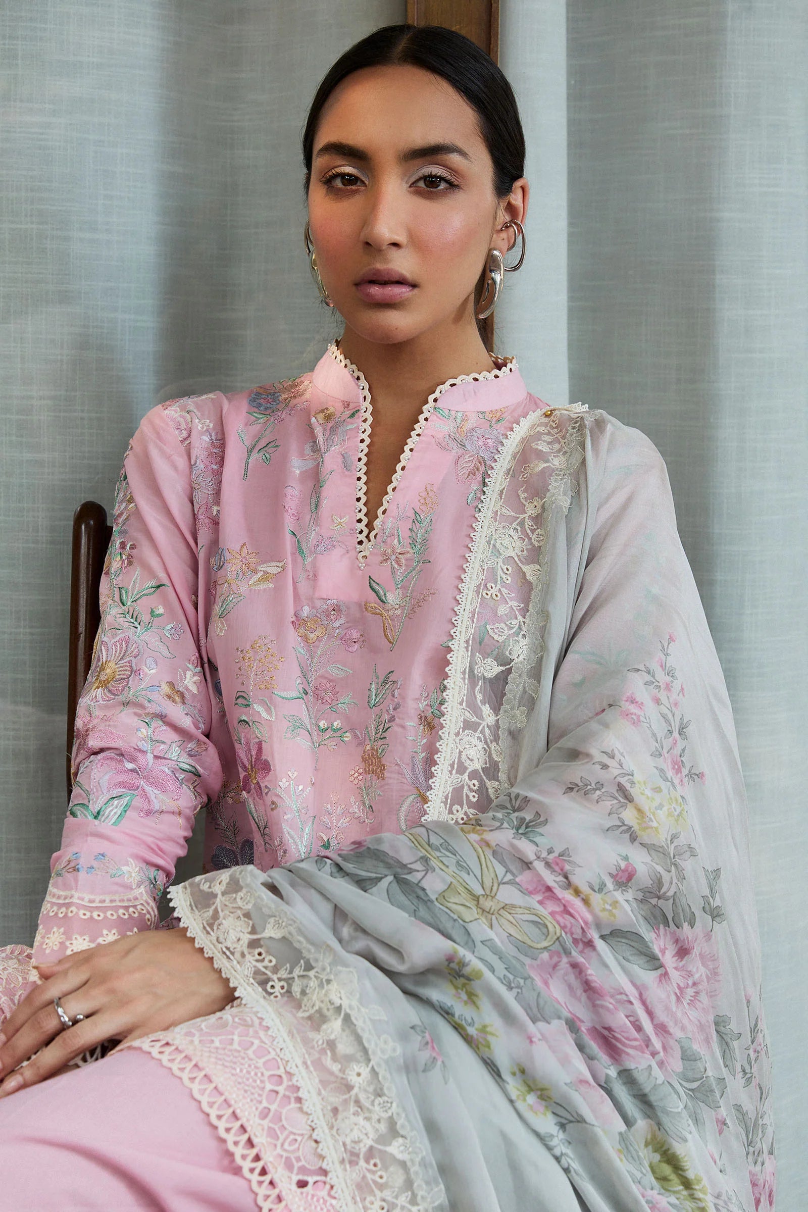 Zara Shahjahan 3Pc Embroidered Lawn Suit Nozomi-2A gulbuy.com