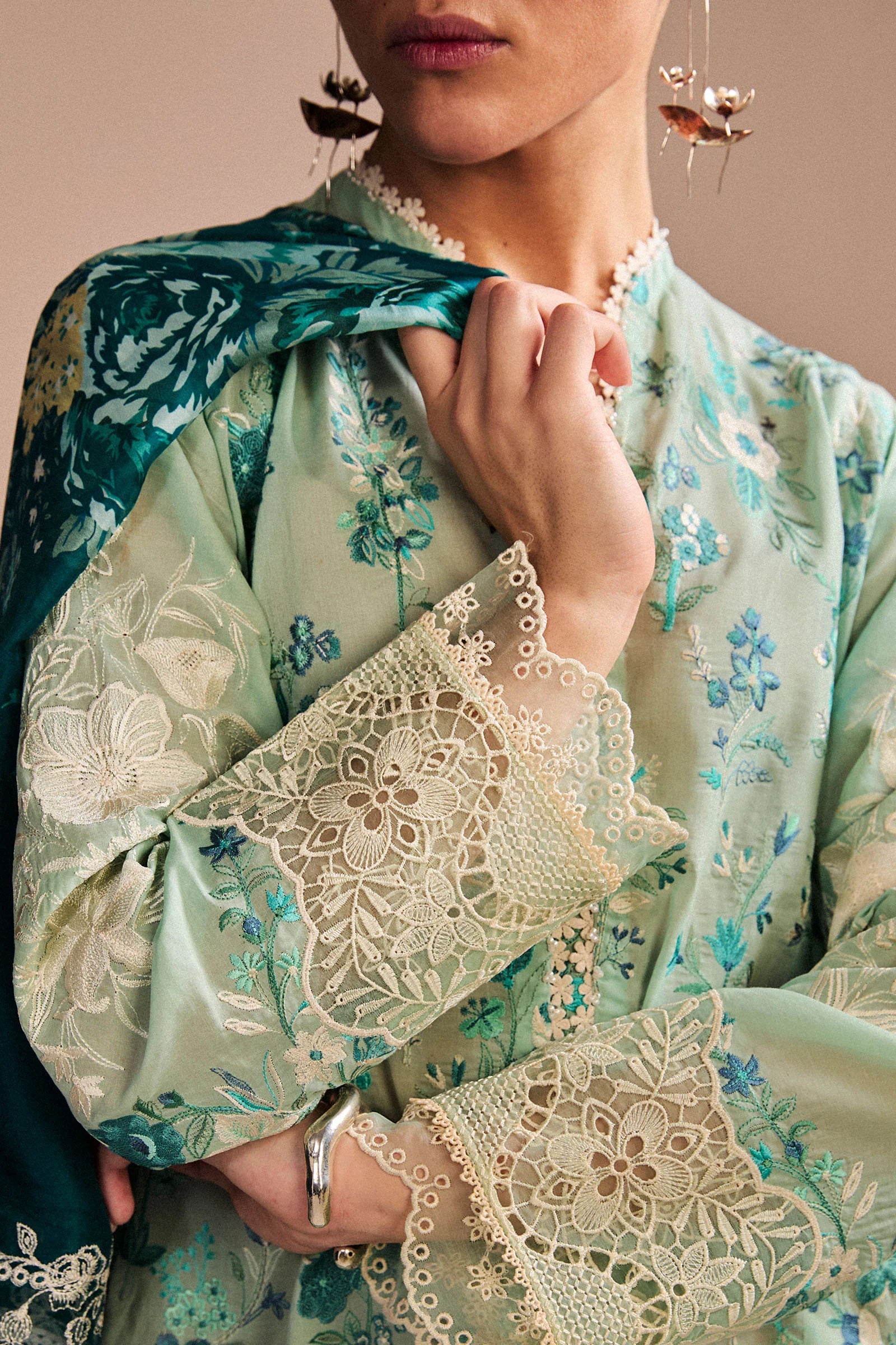 Zara Shahjahan 3Pc Embroidered Lawn Suit Nozomi-2B gulbuy.com
