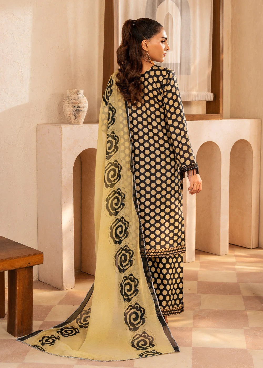 Polawn 3Pc Embroidered Lawn Suit PD-LAWN-25-401-B gulbuy.com