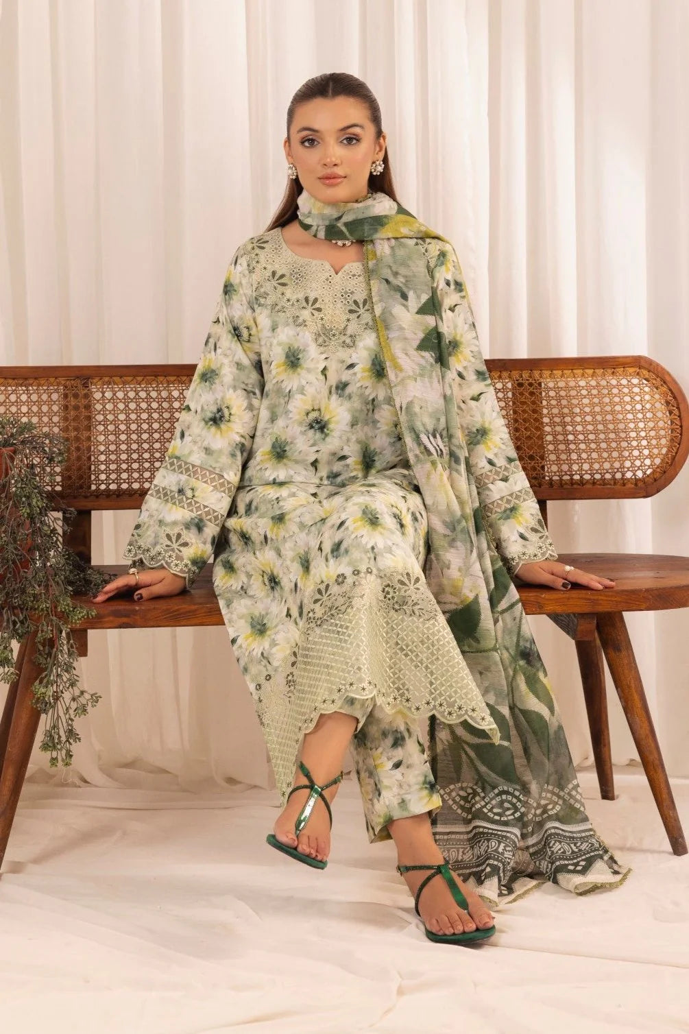 Mohagni 3Pc Embroidered Lawn Suit PLS-138 gulbuy.com