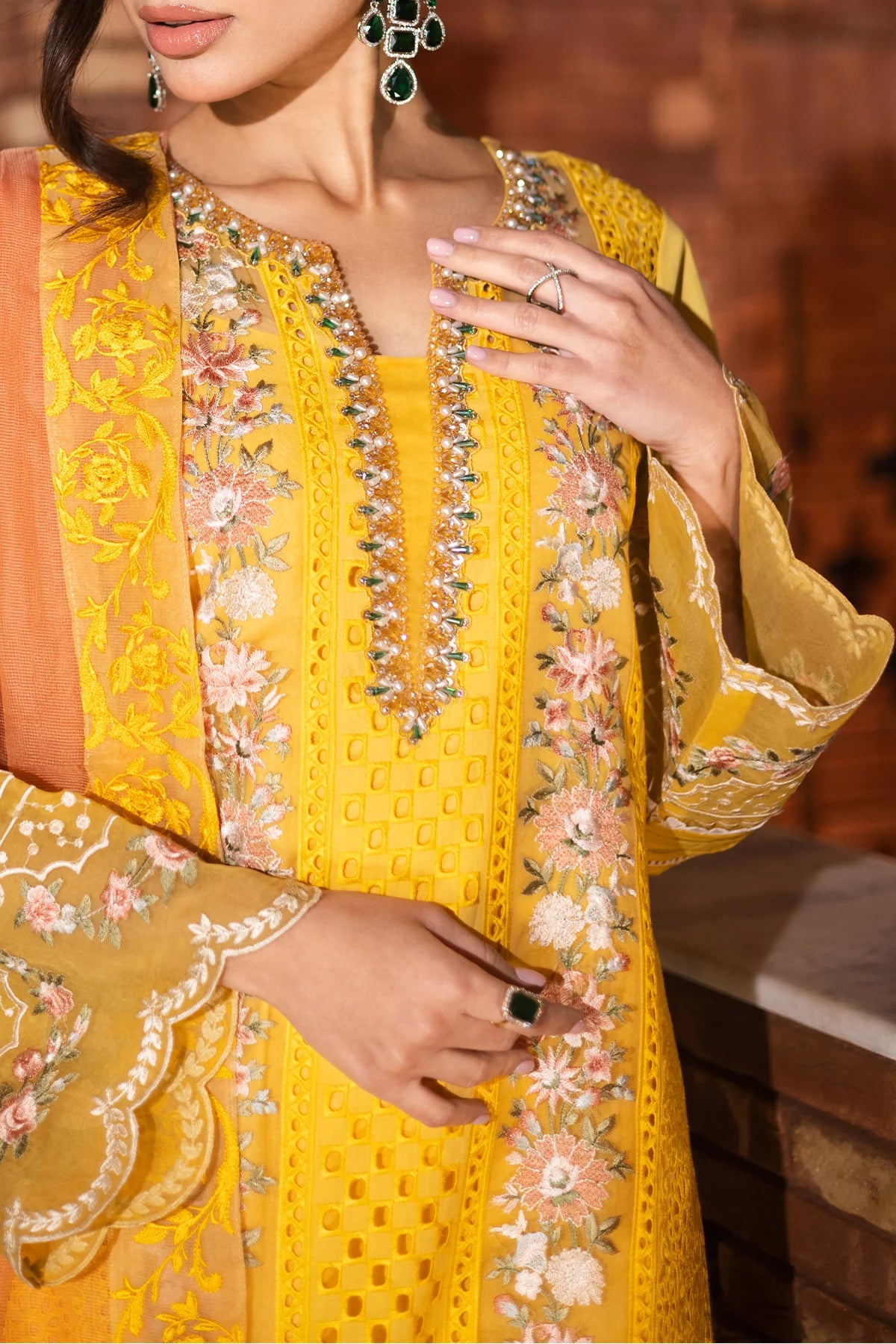 Imrozia 3Pc Embroidered Lawn Suit SP-52 WANIA gulbuy.com