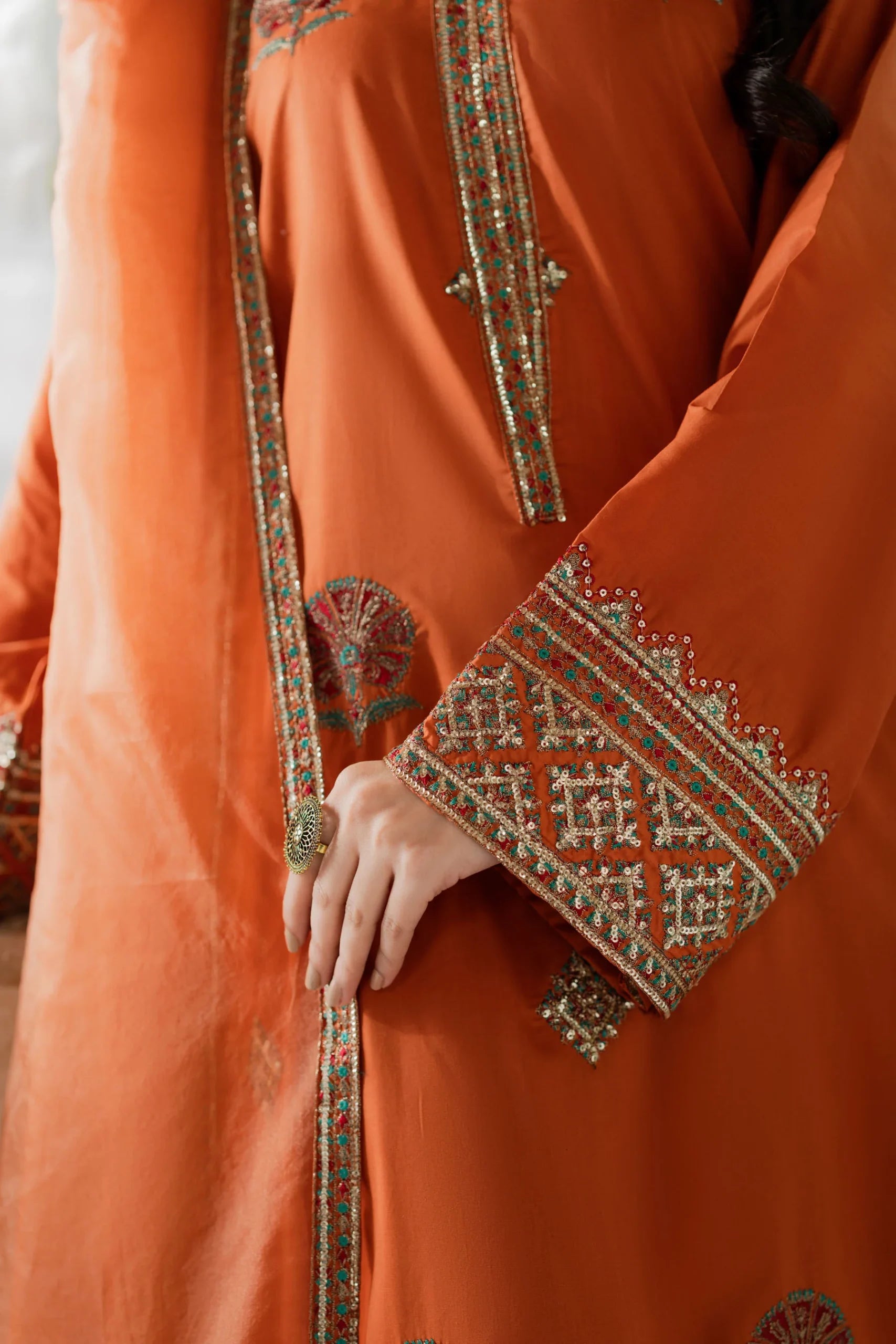 Kastoor 3Pc Embroidered Lawn Suit EF-285 gulbuy.com